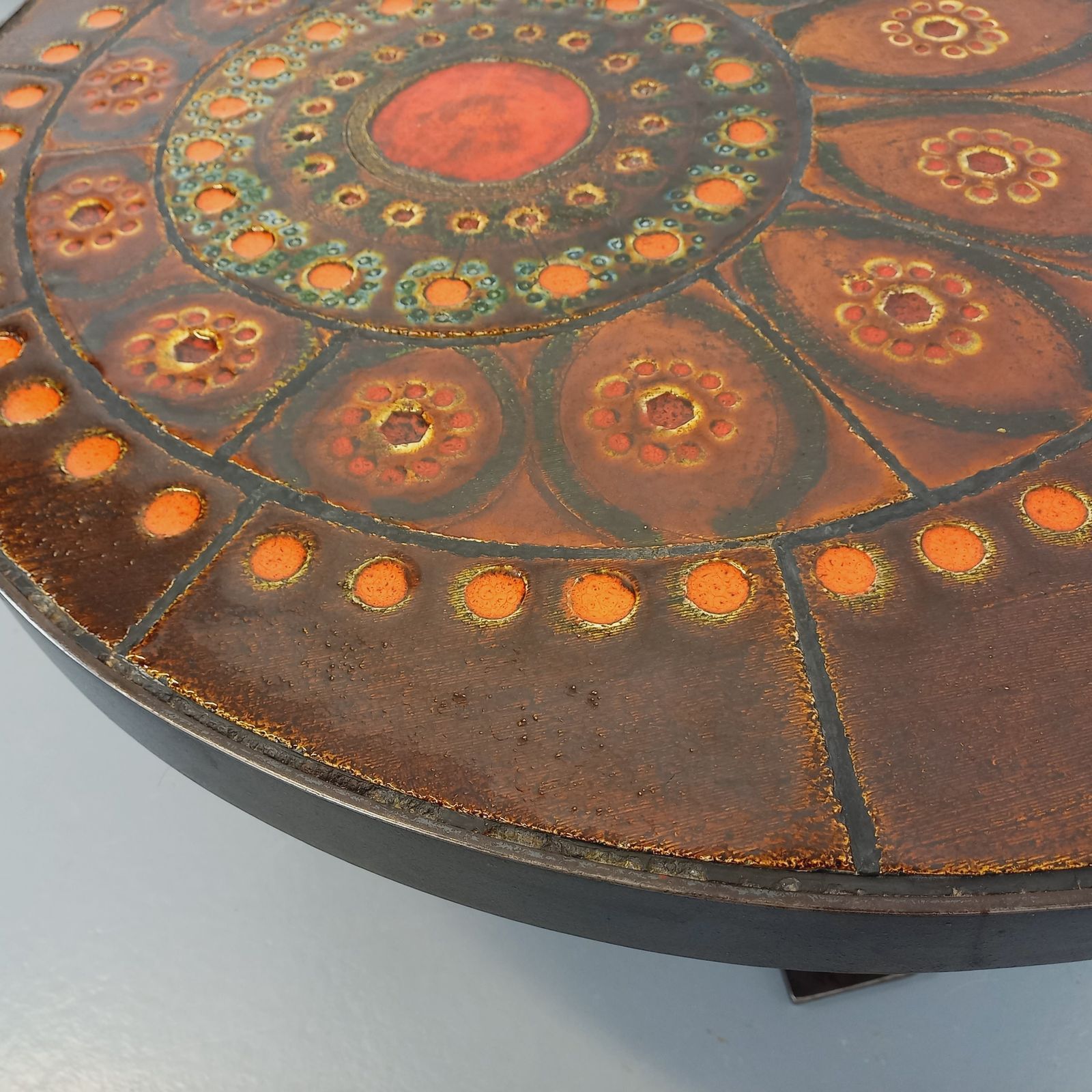 798.0 Raymond Corroyez Round Coffee Table In Ceramic And Steel photo