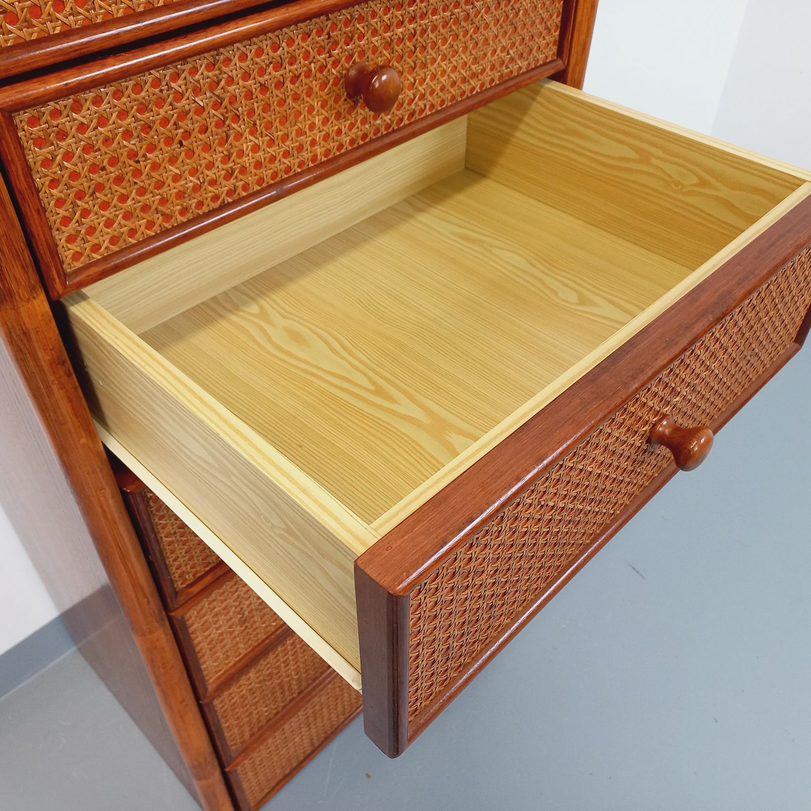 photo vinterior Chest Of Drawers In Wood, Rattan And Cane
