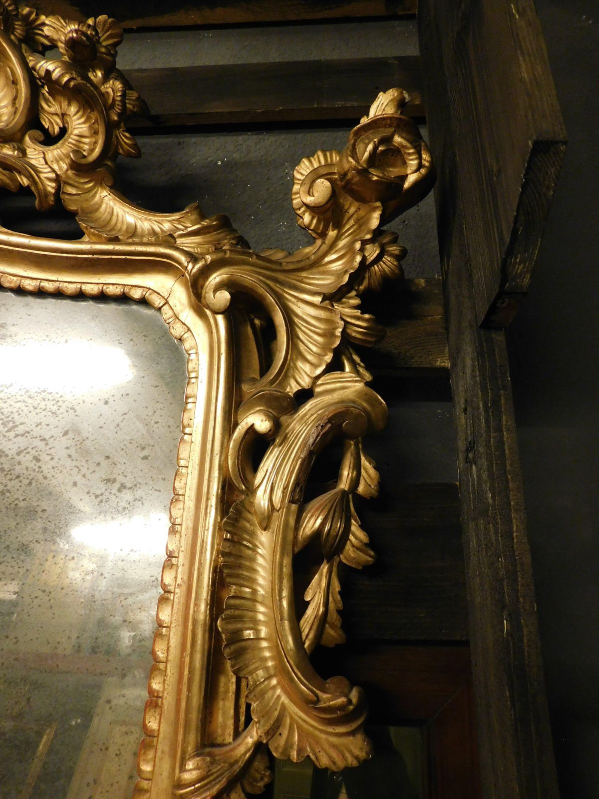 Mirror In Lacquered And Gilded Wood, Rich Cymatium Carved With Shell, Italy photo buy