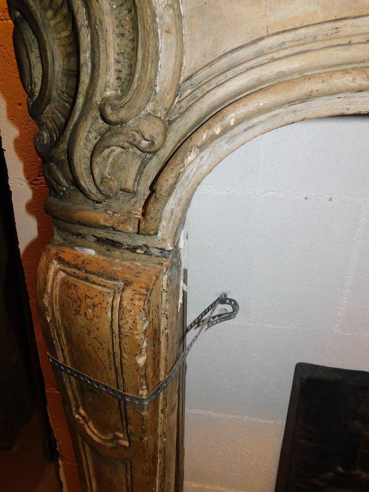photo vintage Fireplace Mantle In Carved Burgundy Stone, France
