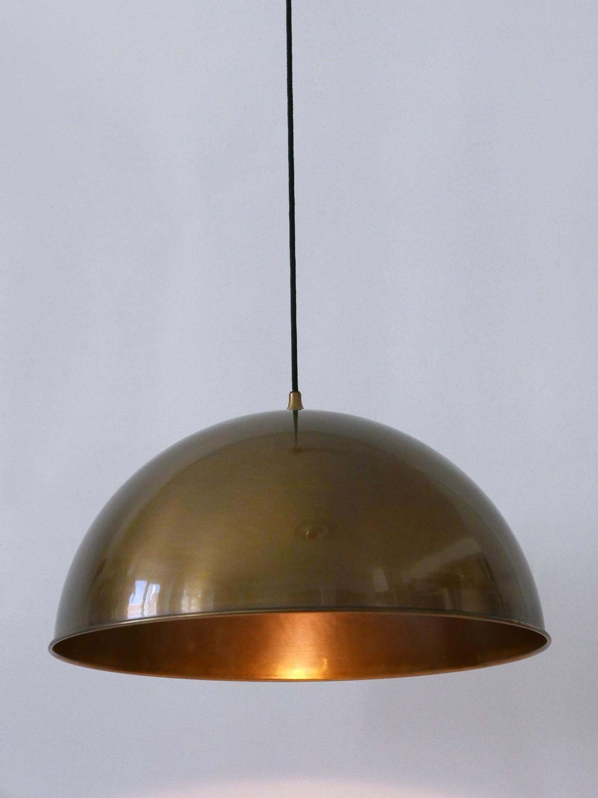 photo vintage Large & Elegant Mid Century Counterweight Brass Pendant Lamp By Florian Schulz