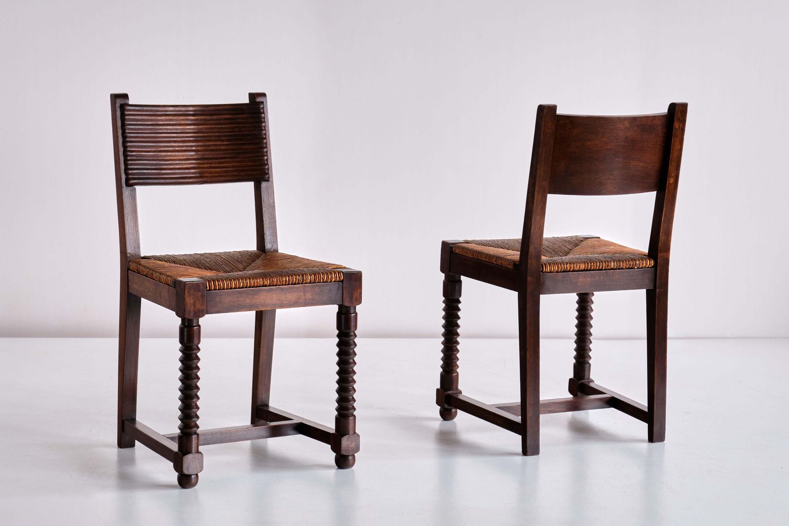 Set Of Six Victor Courtray Dining Chairs In Oak And Rush, France, 1940s photo vintage