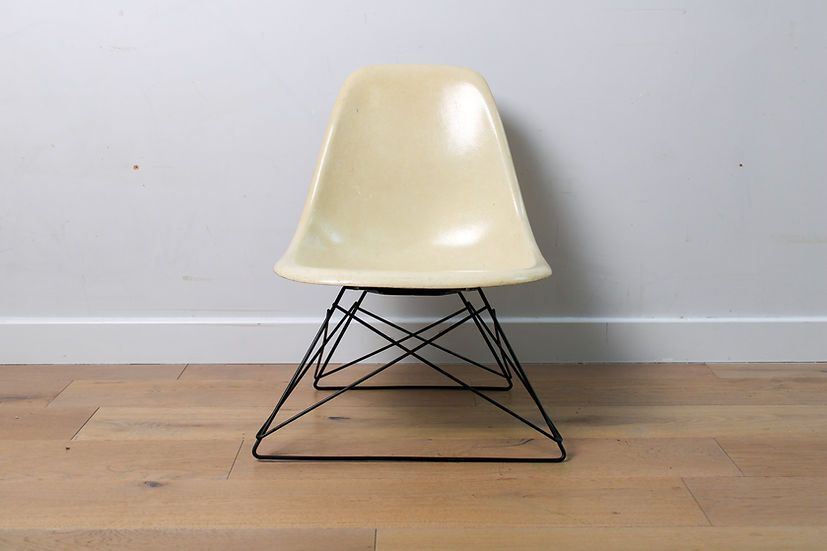 A Vintage Mid Century Eames Fibreglass Lsr Chair By Herman Miller Cats Cradle photo buy
