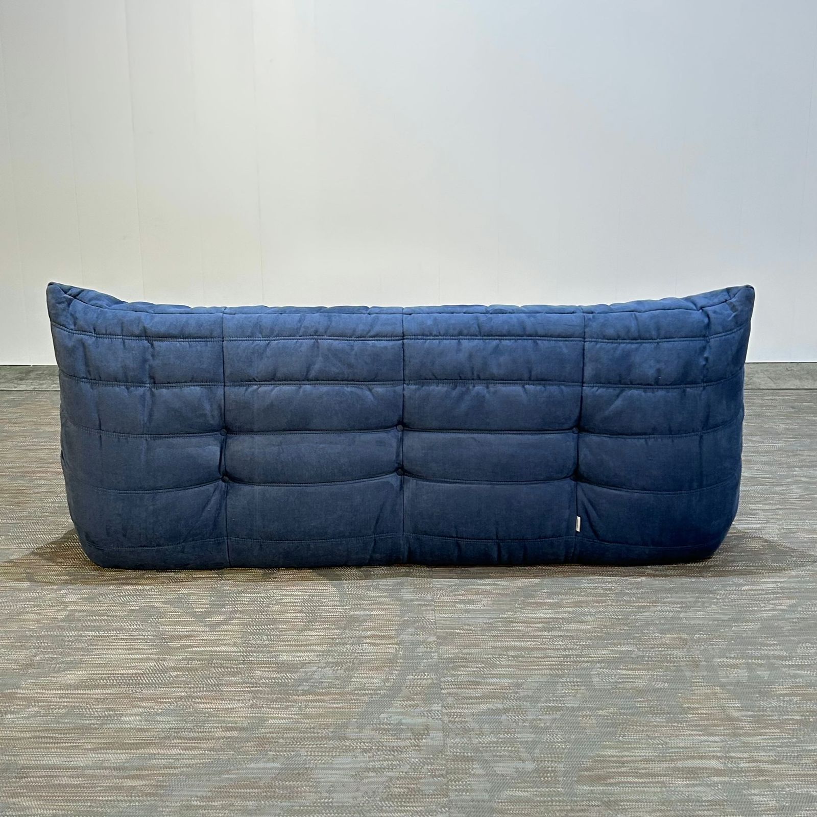 photo vinterior Ligne Roset Togo Blue Modular Togo Sofa And Footstool By Michel Ducaroy, Set Of Five