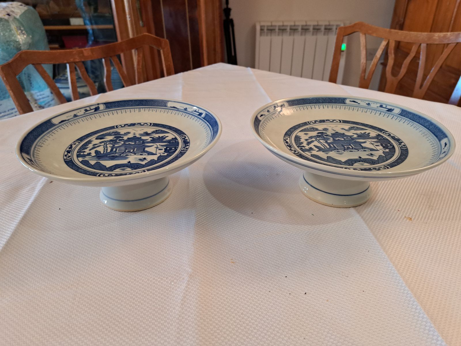 Porcelain China Dinner Serving Set Classic Style Blue On White 37 Pcs 12 Kg photo vintage