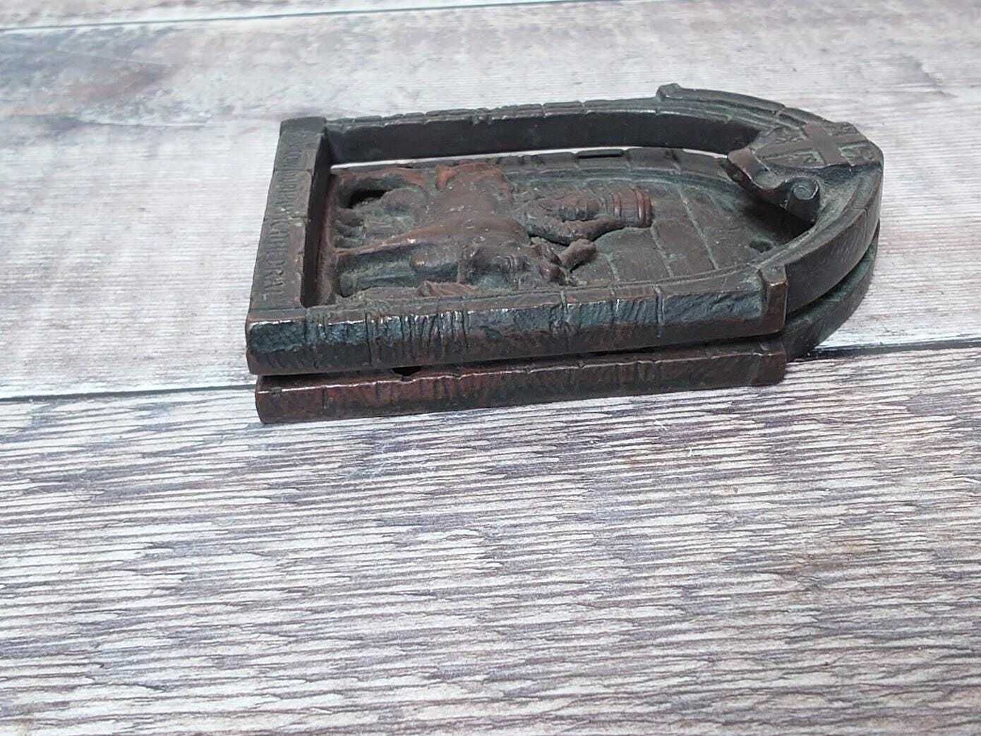 Dun Cow Durham Cathedral Small Collectible Door Knocker, Small Brass Door Knocker photo Home Fixtures