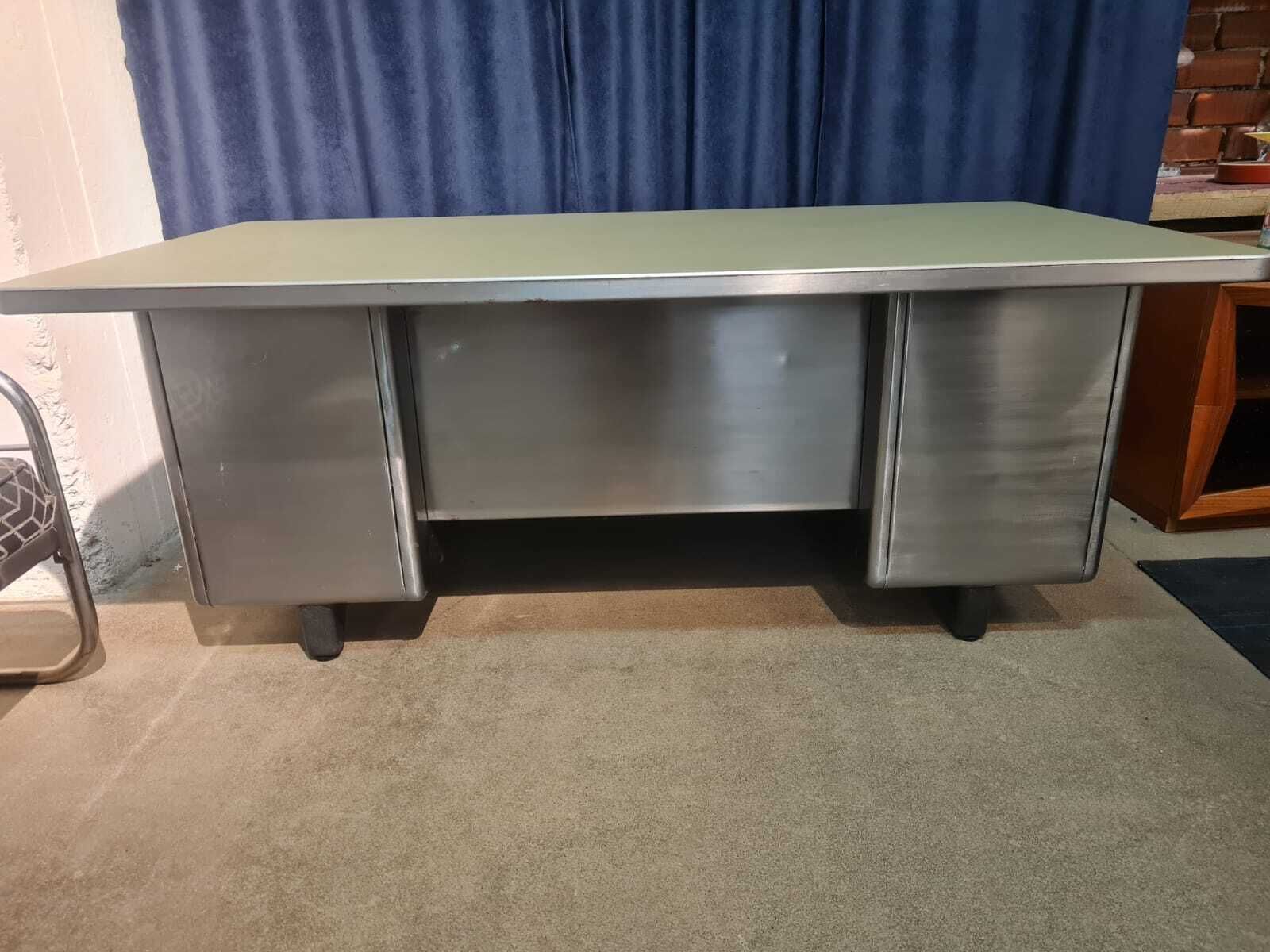 Double Tanker Desk, USA photo for sale