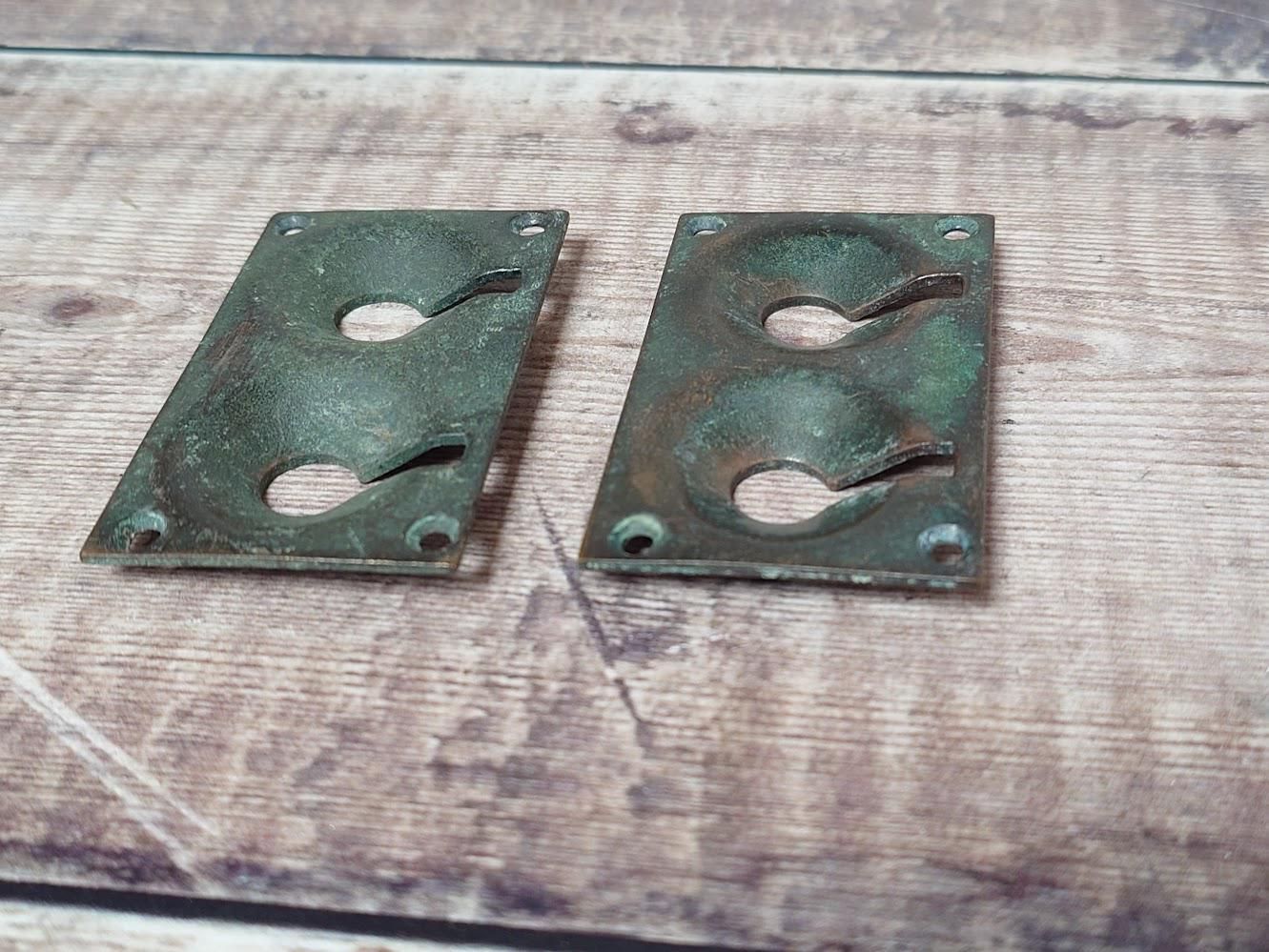 1 Pair Antique Brass Escutcheons, Brass Keyhole Surrounds, Double Keyhole photo vinterior