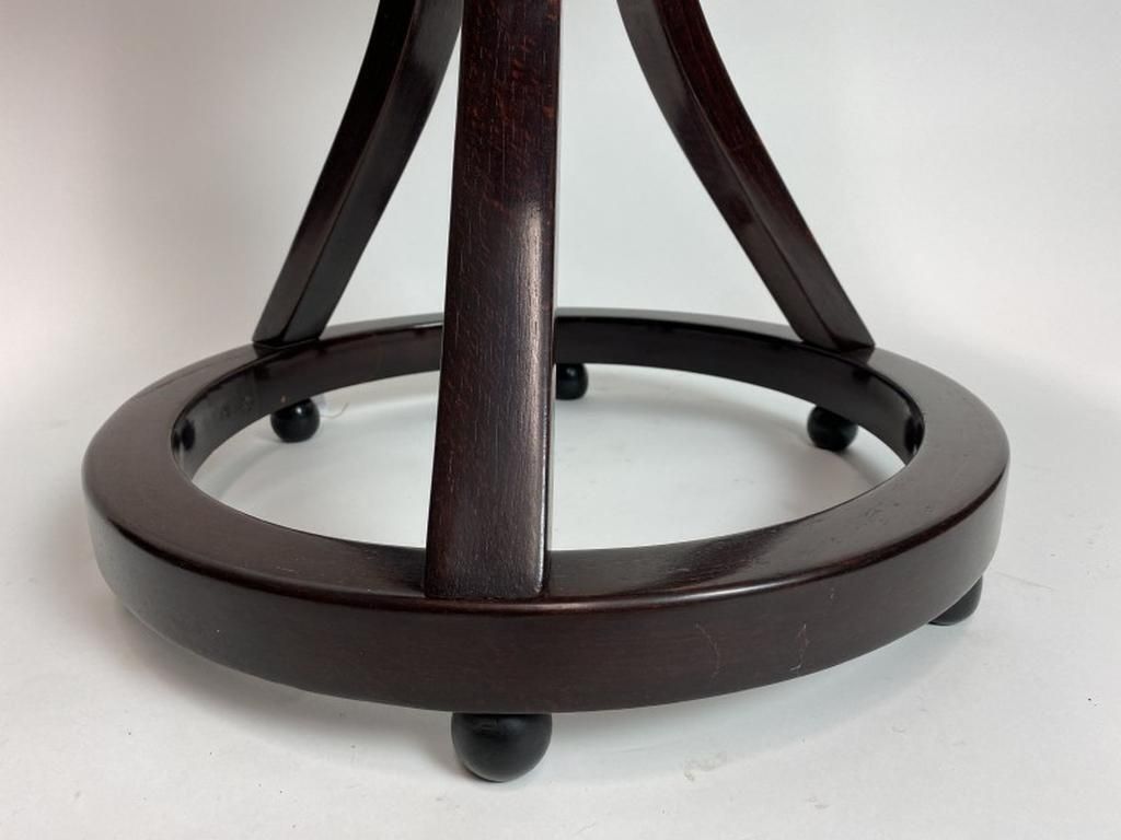 Thonet Side Table No.8069 By Otto Wagner For Thonet photo vinterior