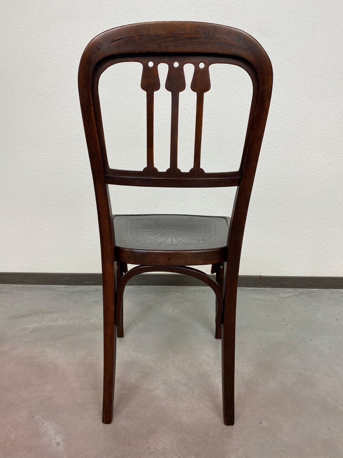 photo furniture Secession Dining Chair No.493 By J&J Kohn