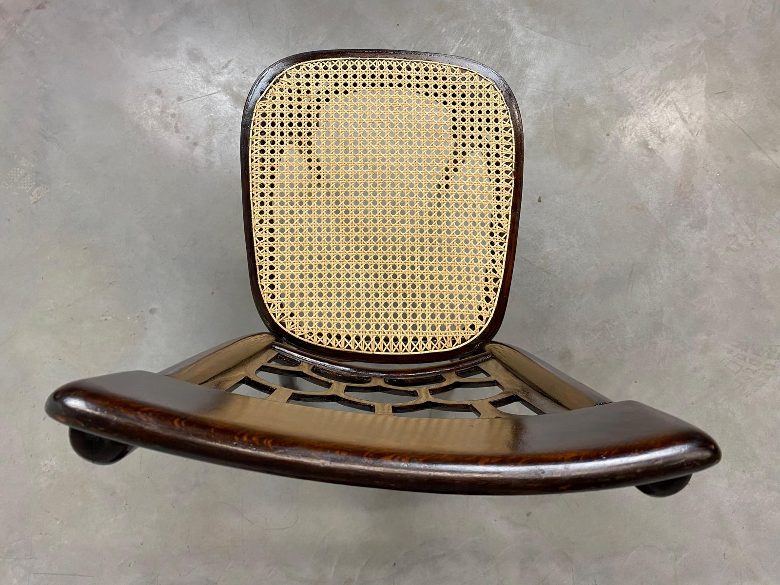 Secession Beehive Chair By Koloman Moser For J&J Kohn photo furniture