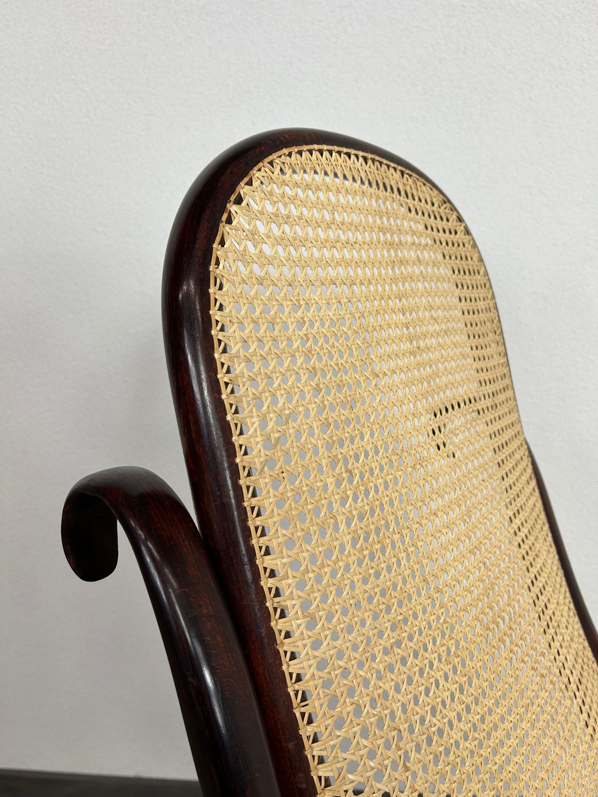 Very Rare Folding Easy Chair No.1 By Thonet photo vinterior