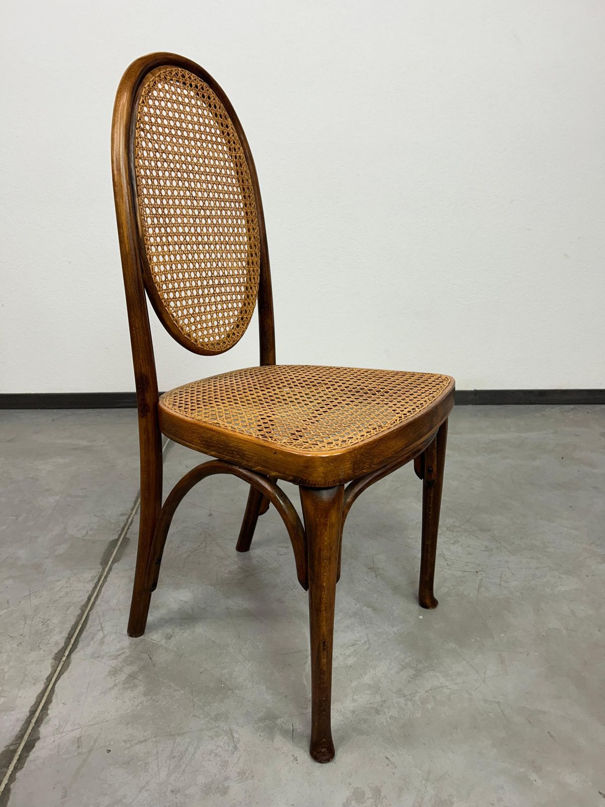 Thonet Chairs No.567 By Otto Prutscher For Café Heinrichshof photo Furniture