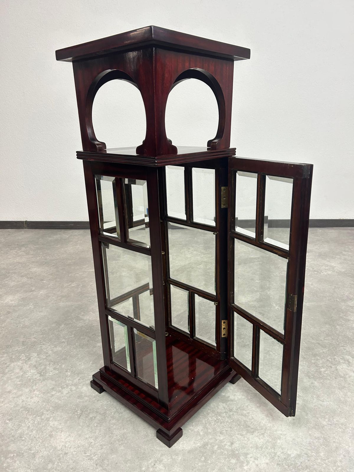 Vienna Secession Pedestal photo Home Decor