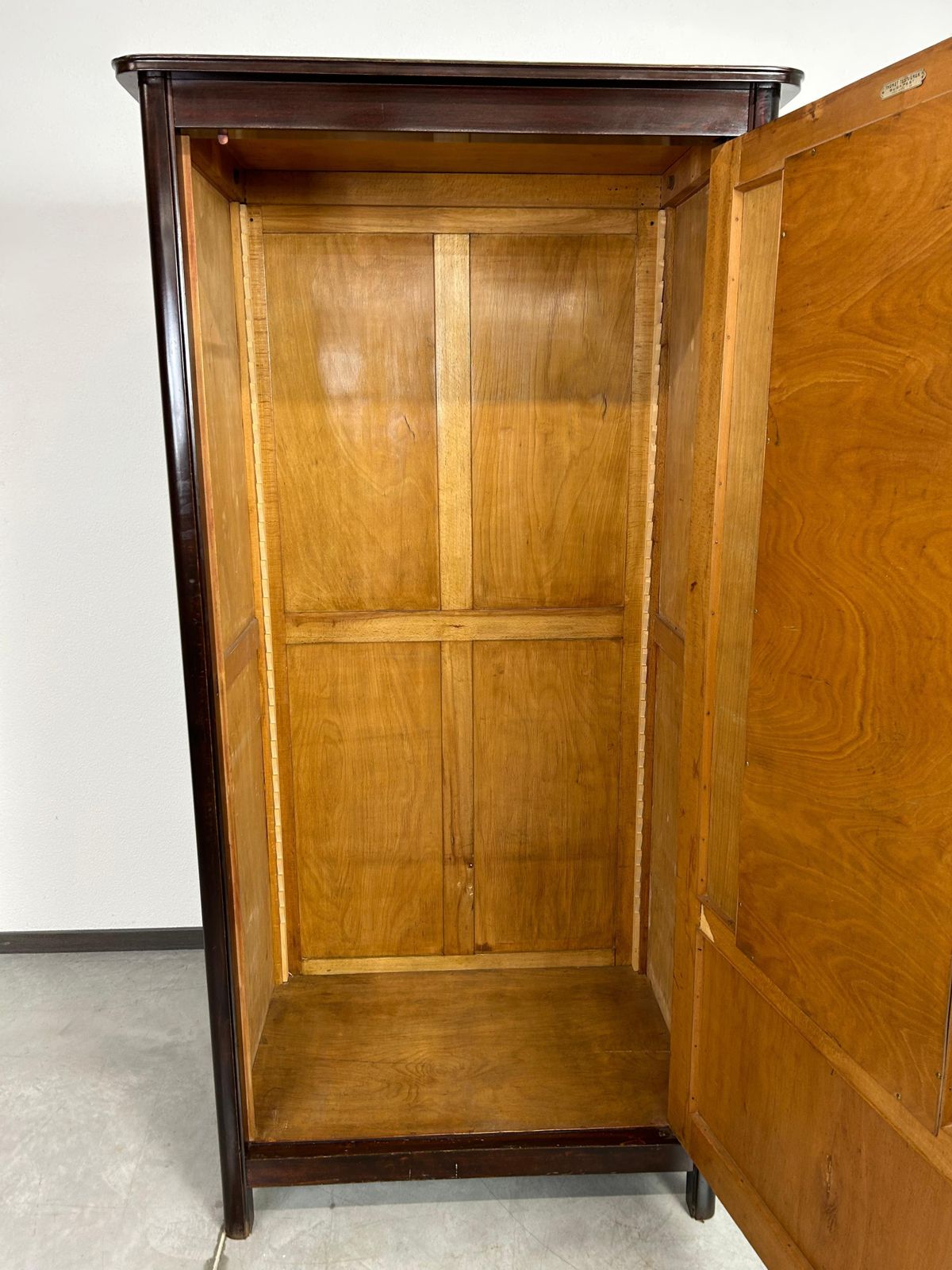 Jugendstil Thonet Wardrobe photo Furniture