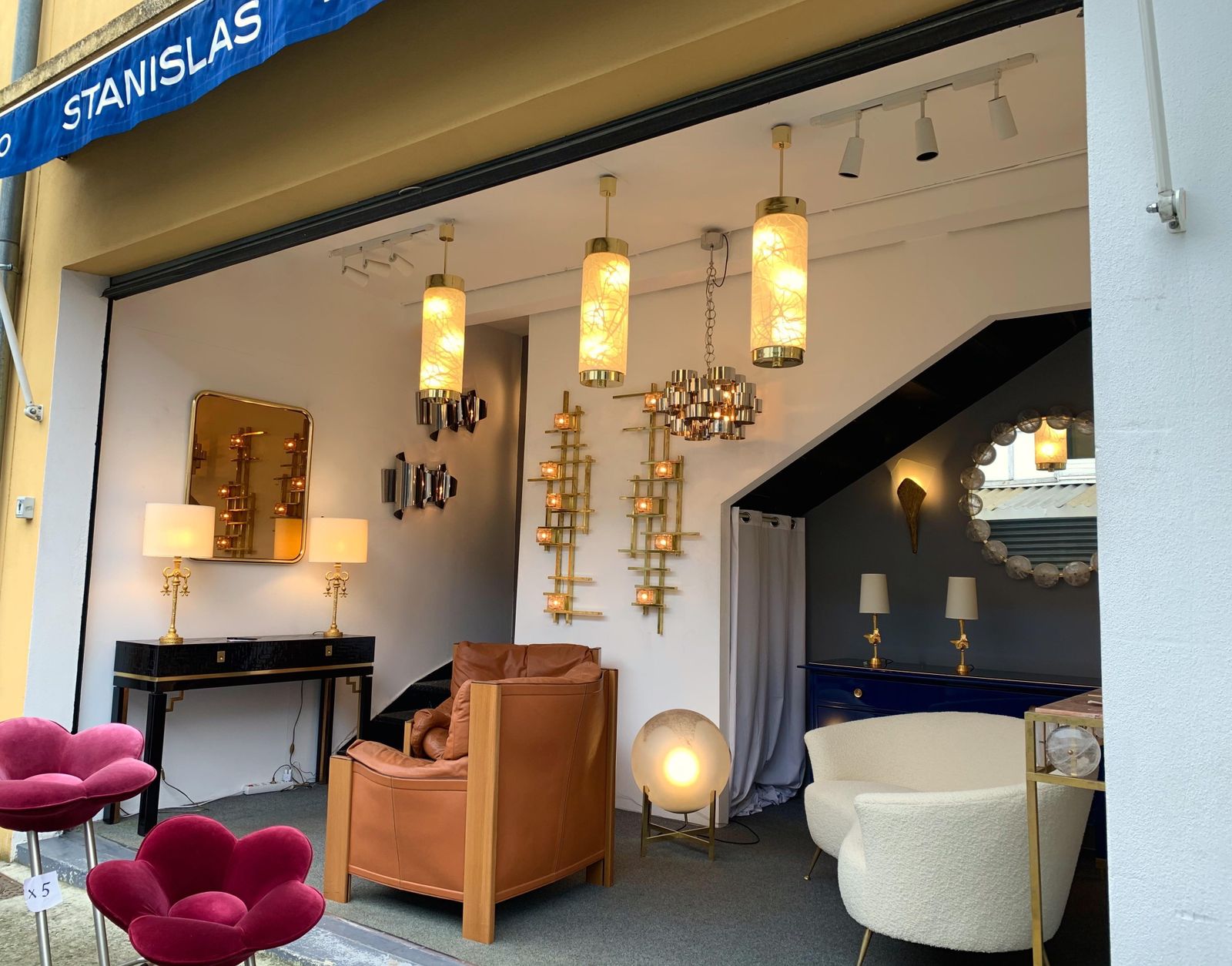 photo furniture Ceiling Pendants Chandelier Brass Murano Glass By Esperia, Italy, 1990s