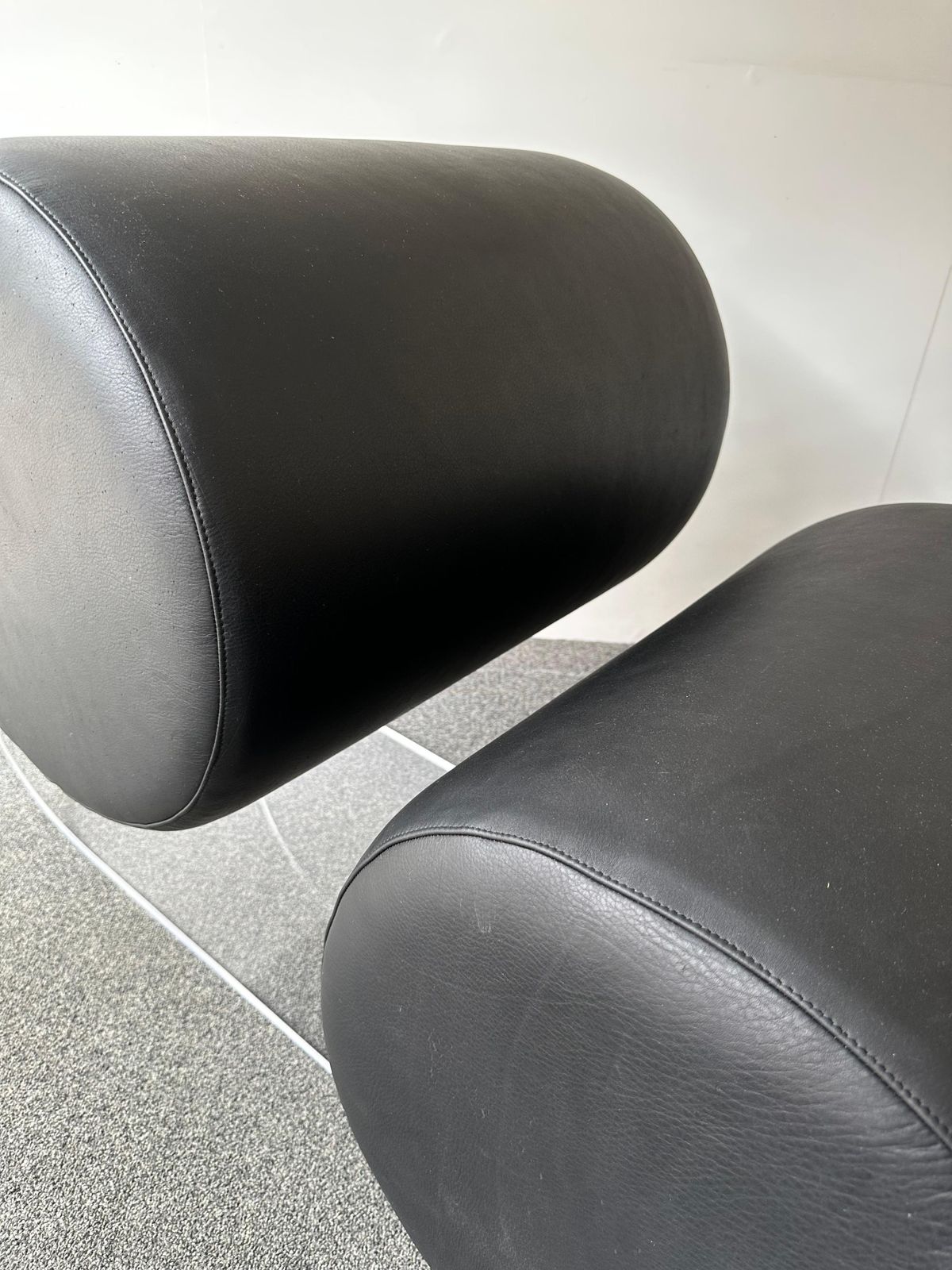photo furniture Space Age Pair Of Lucite Leather Slipper Chairs By Marzio Cecchi, Italy, 1970s