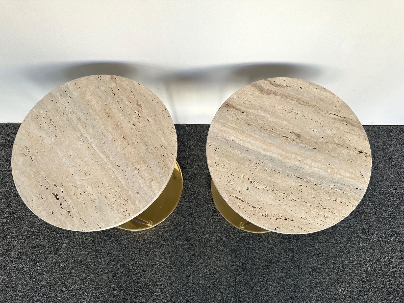 3421.0 Contemporary Pair Of Brass And Travertine Side Tables, Italy photo