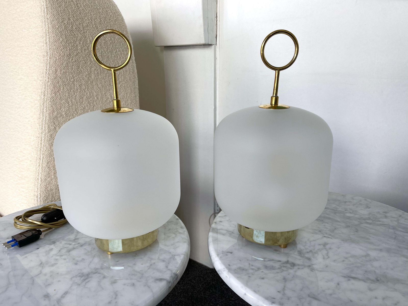 Contemporary Pair Of Murano Glass Medium Can Lamps Brass Ring, Italy photo vintage