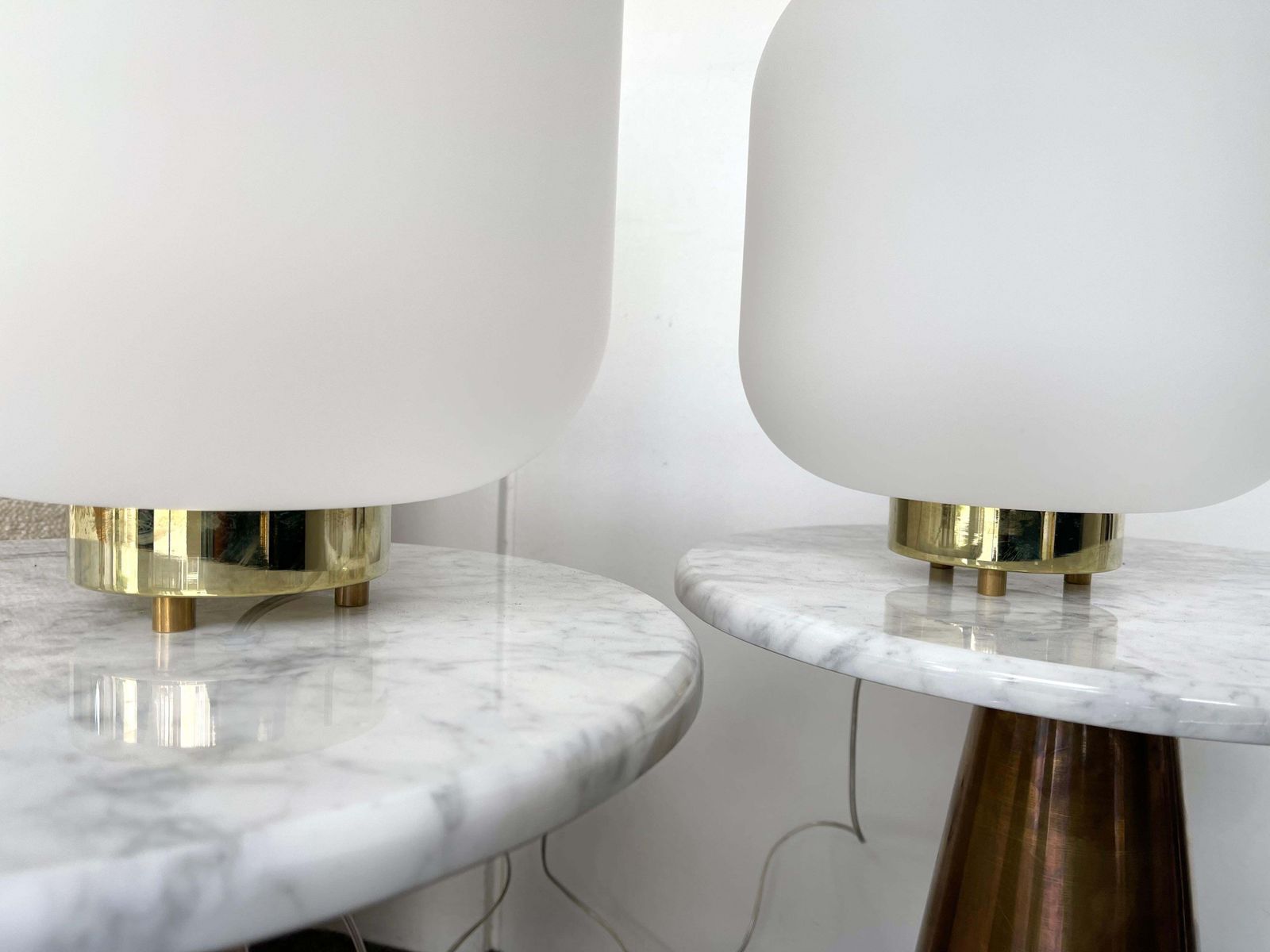 Contemporary Pair Of Murano Glass Can Lamp Brass Ring, Italy photo vinterior