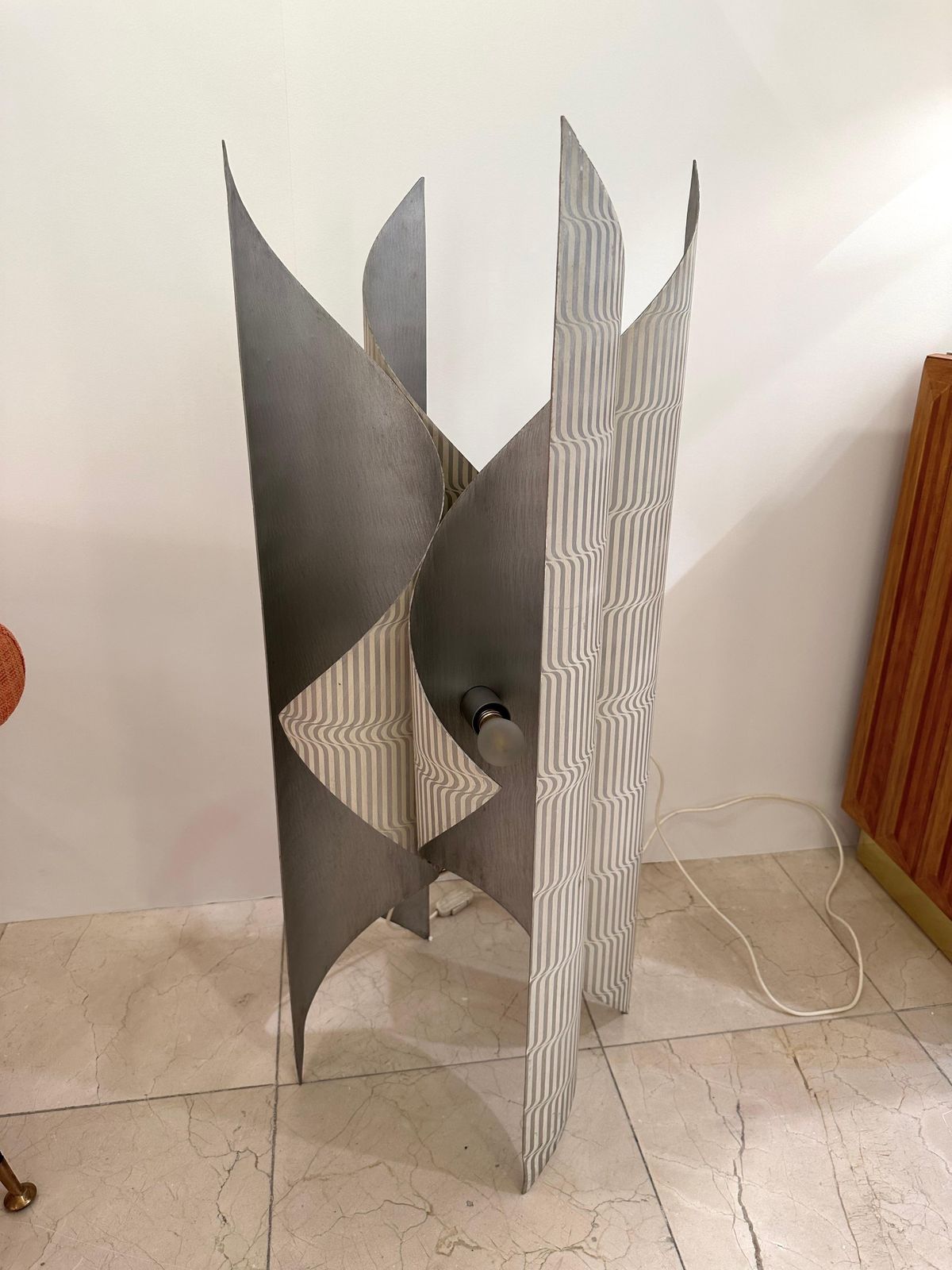 Mid Century Modern Metal Sculpture Floor Lamp By Burchiellaro, Italy, 1970s photo Lighting
