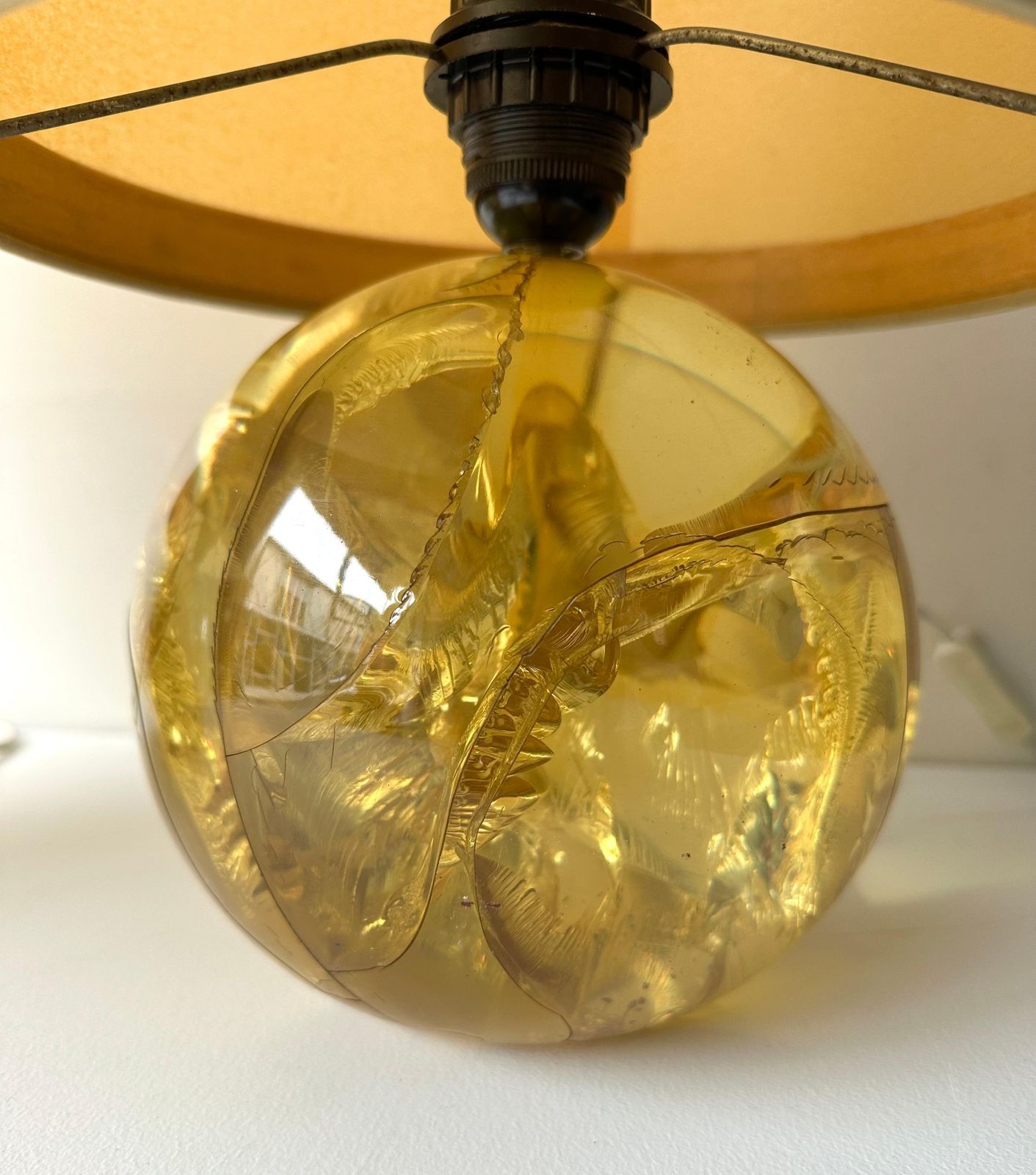 photo for sale Pair Of Lamps Yellow Fractal Resin By François Godebski , France, 1970s