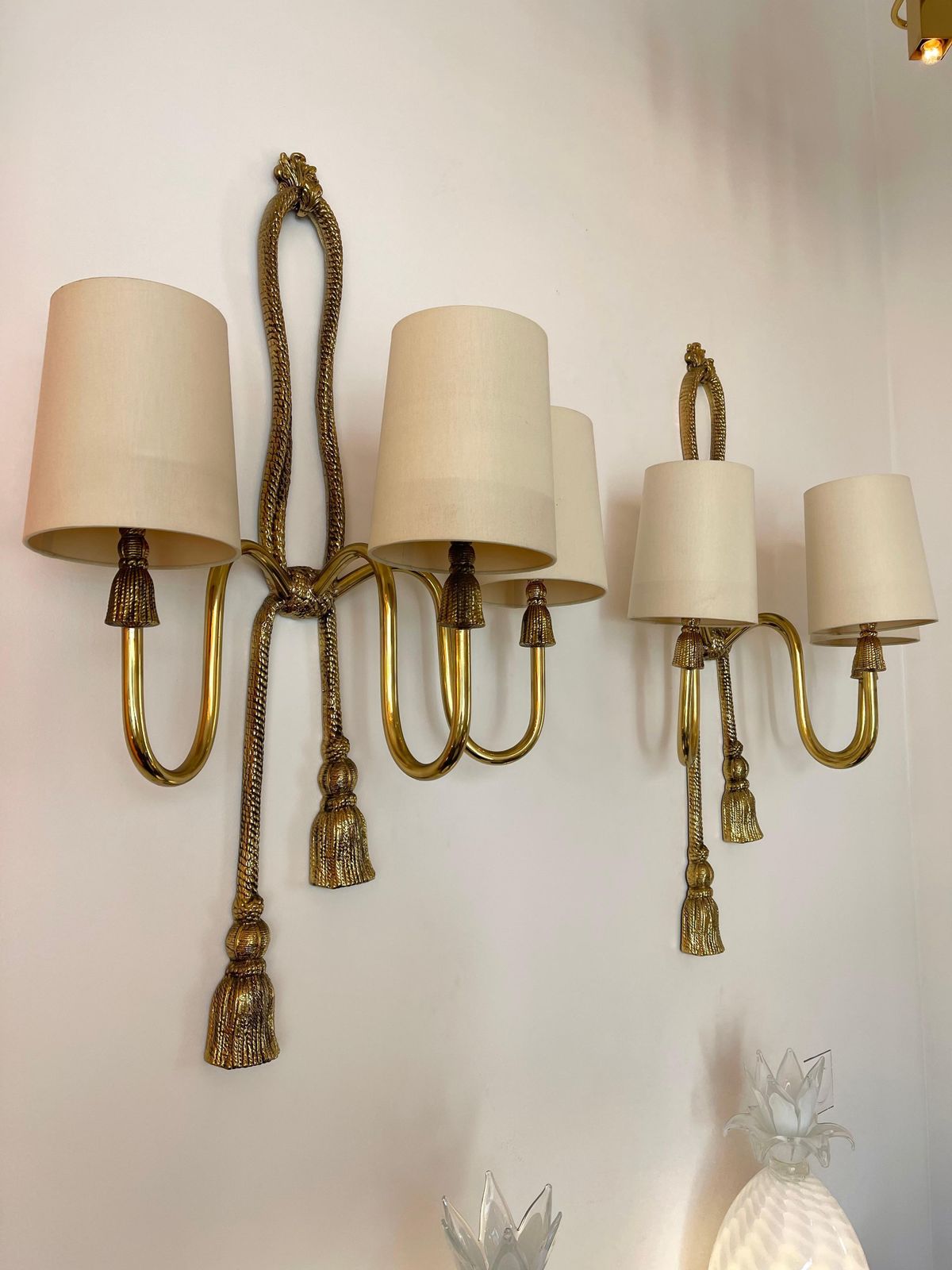 photo vinterior Pair Of Gilt Bronze And Brass Knot Sconces By Valenti. Spain, 1980s