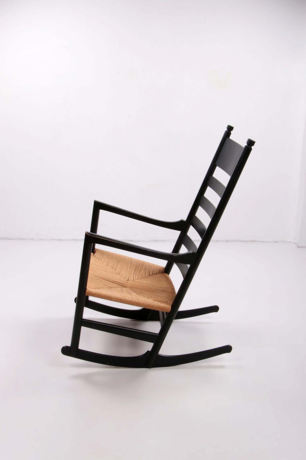 Danish Design Rocking Chair Design By Hans.J.Wegner Model Ch45 photo Furniture