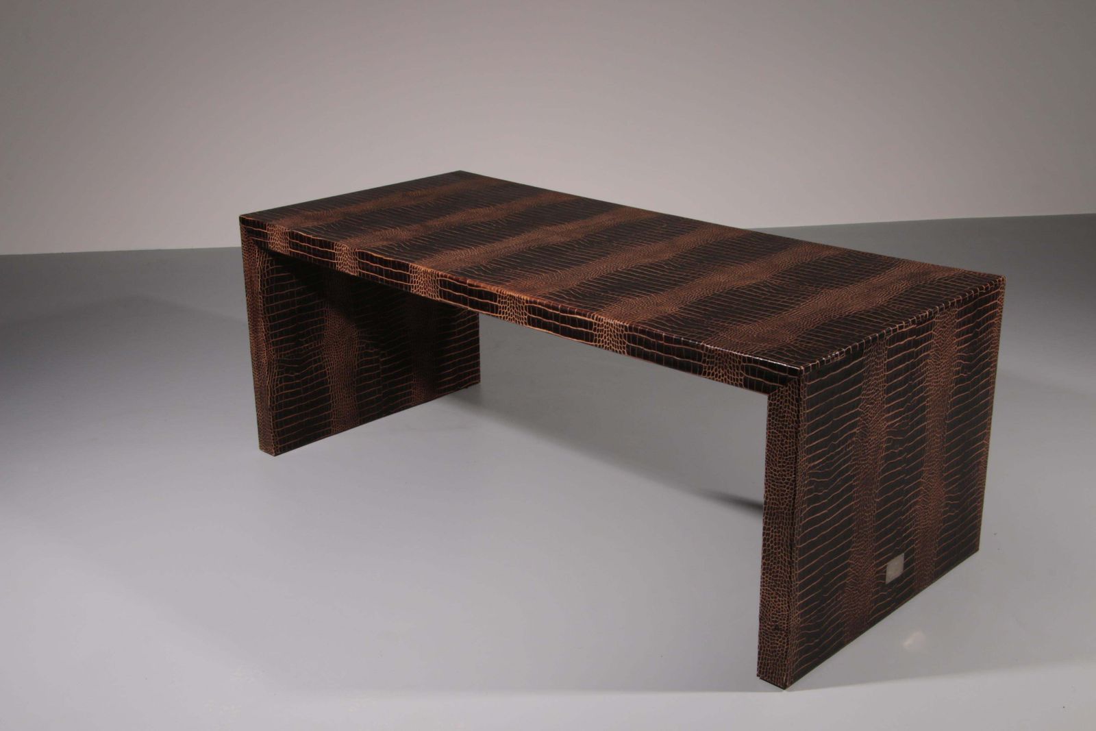 Philipp Plein Office Brown Desk In Split Leather With A Crocodile Skin Effect photo vintage
