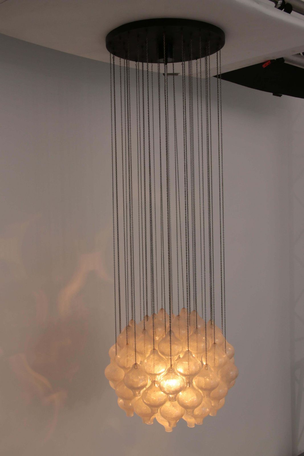 Kalmar 'Tulipan' Chandelier Pendant Light, Blown Glass 1970 photo vinterior