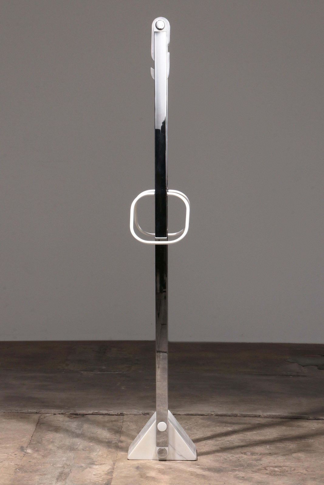 Italian Design Coat Rack With White Marble Base And Chrome Uprights, 1970 photo vintage