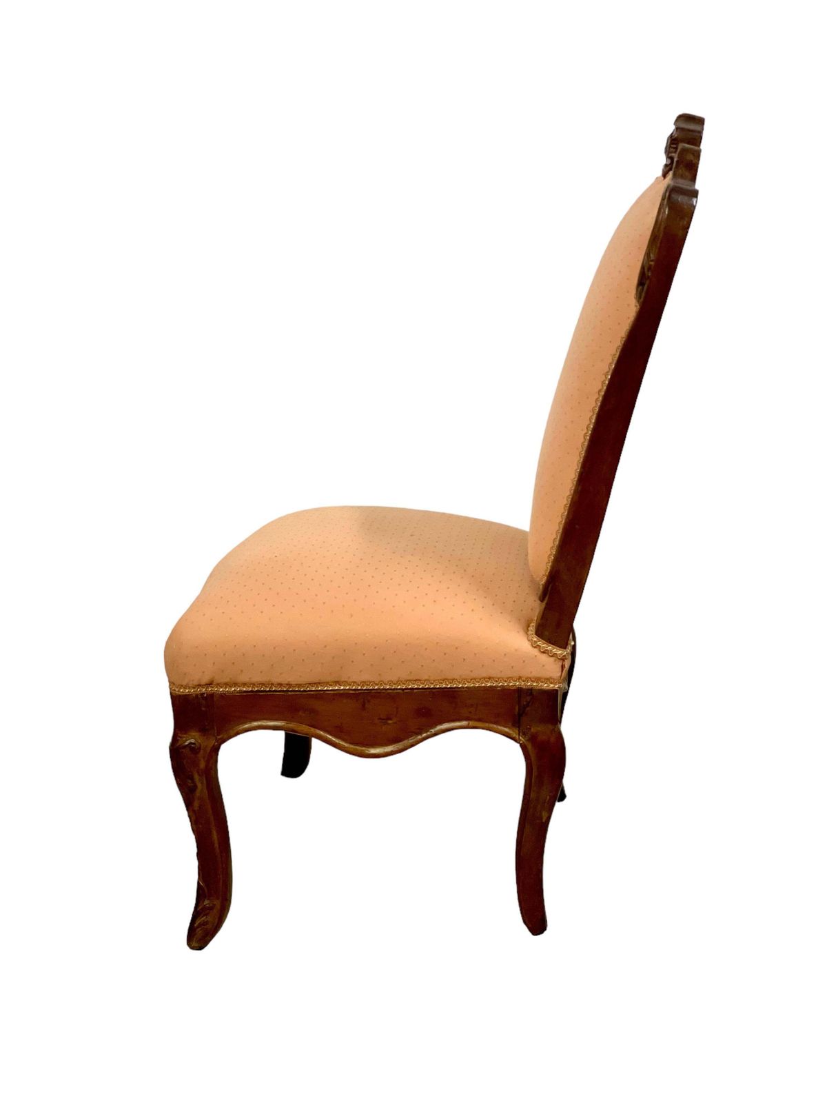 1720s French Regence Pair Of Beech Slipper Chairs photo for sale