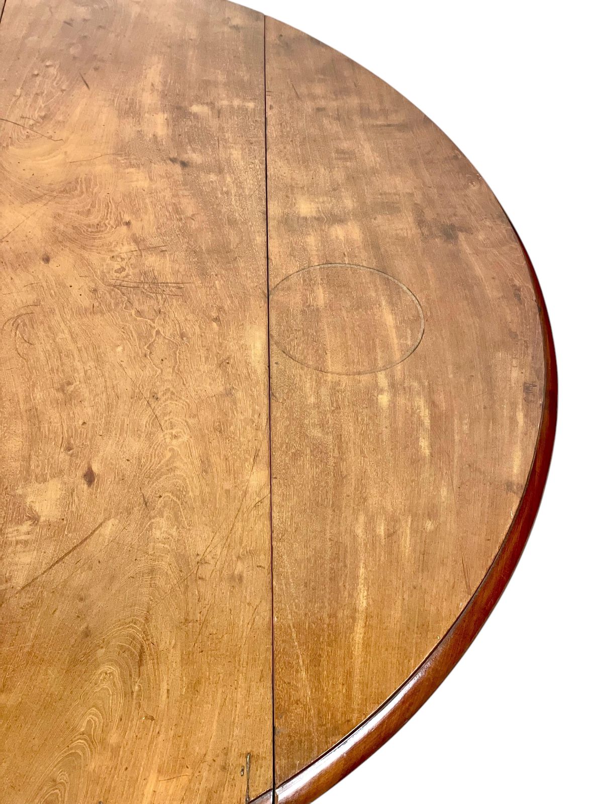 2621.0 19th Century Oval Dining Table photo