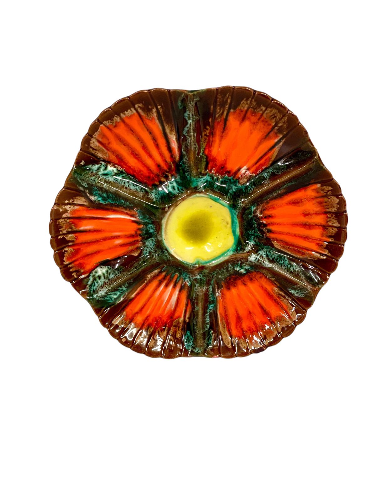 19th Century Set Of Eight Majolica Oyster Plates And Serving Platter photo vinterior