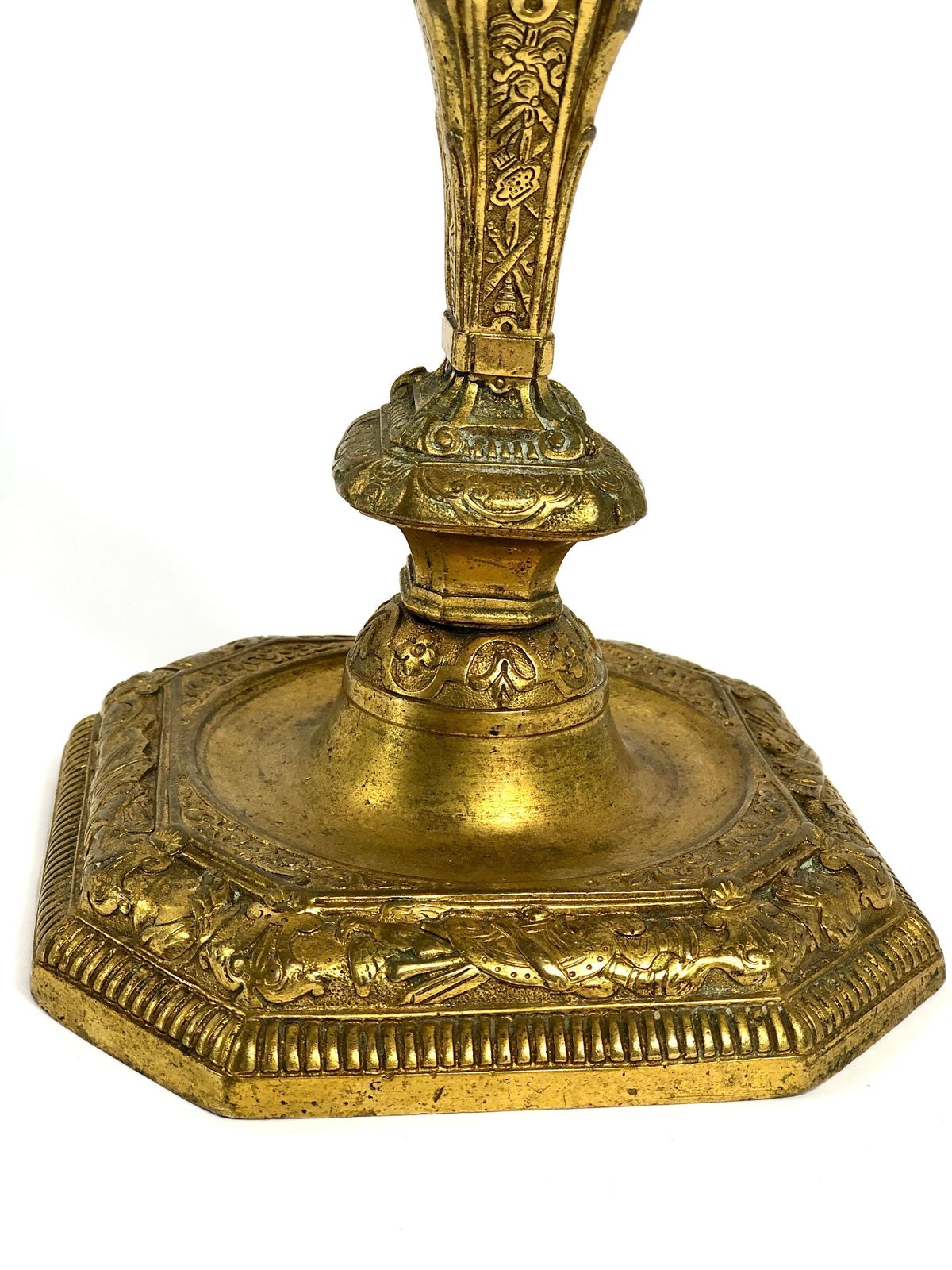 19th Century French Louis XIV Syle Gilt Bronze Candelabra photo vinterior