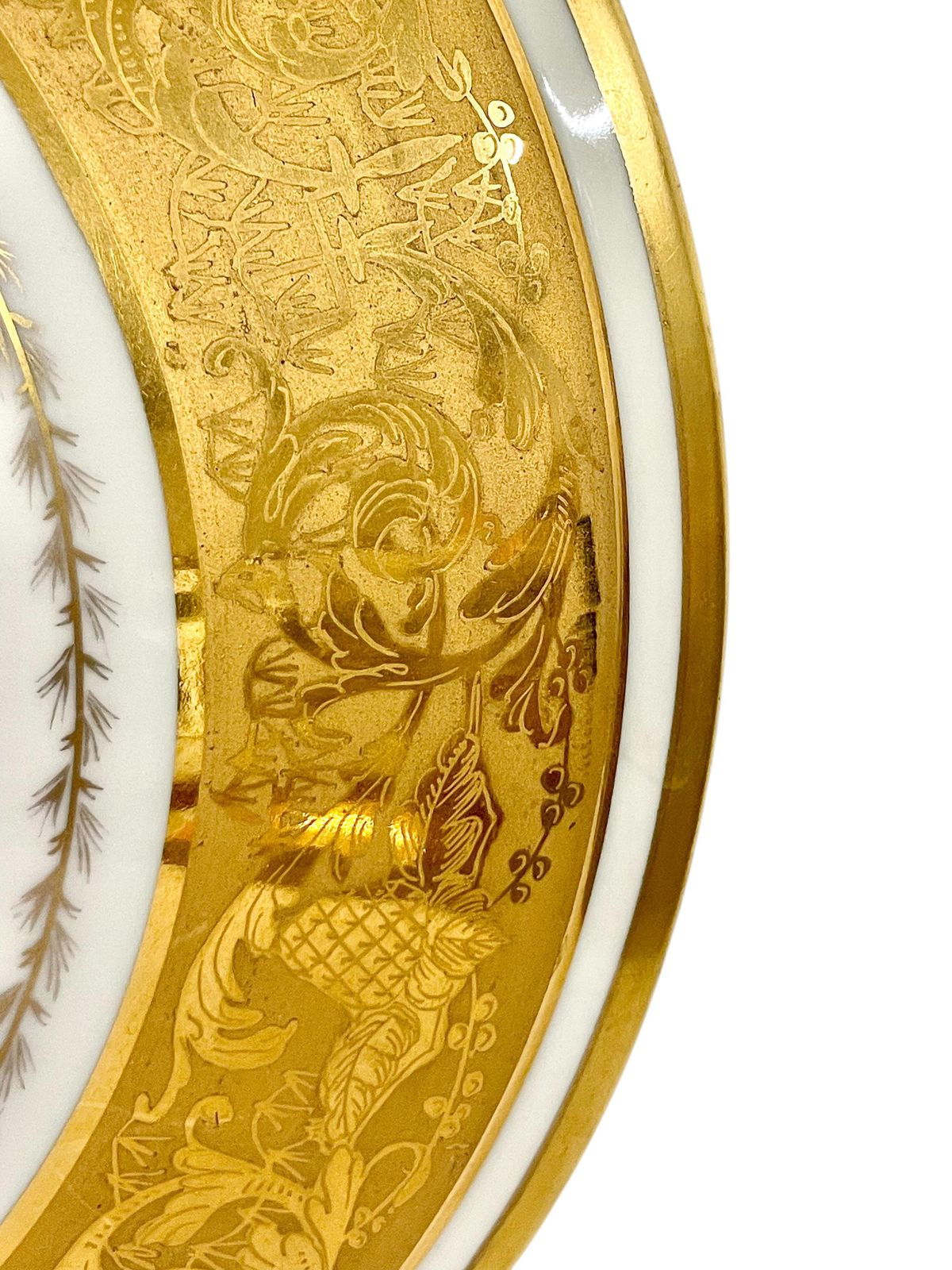Large Gold Porcelain Tureen And Gold Platter By Camille Le Tallec photo buy