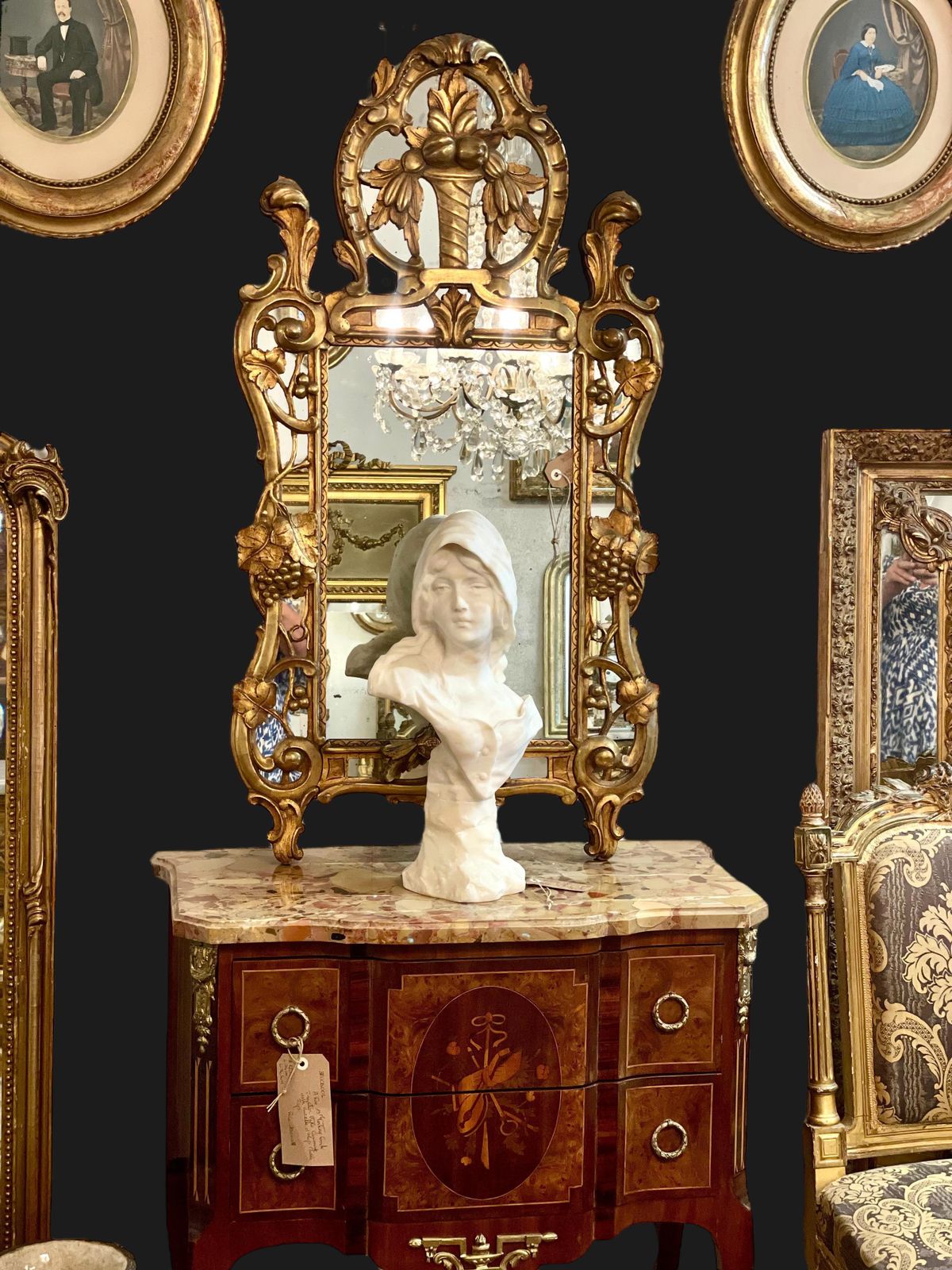 photo furniture 19th Century Régence Giltwood Mantel Mirror