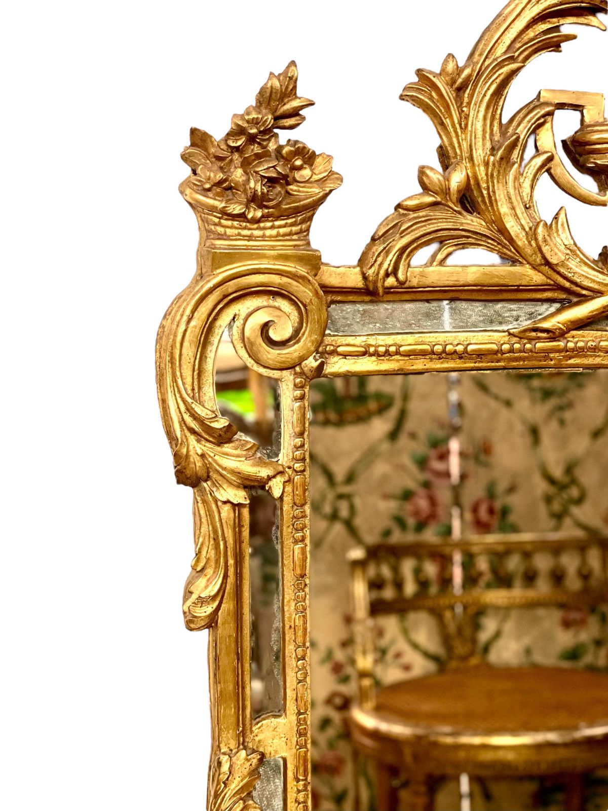 18th Century Louis XVI Period Giltwood Pareclose Mirror photo vinterior
