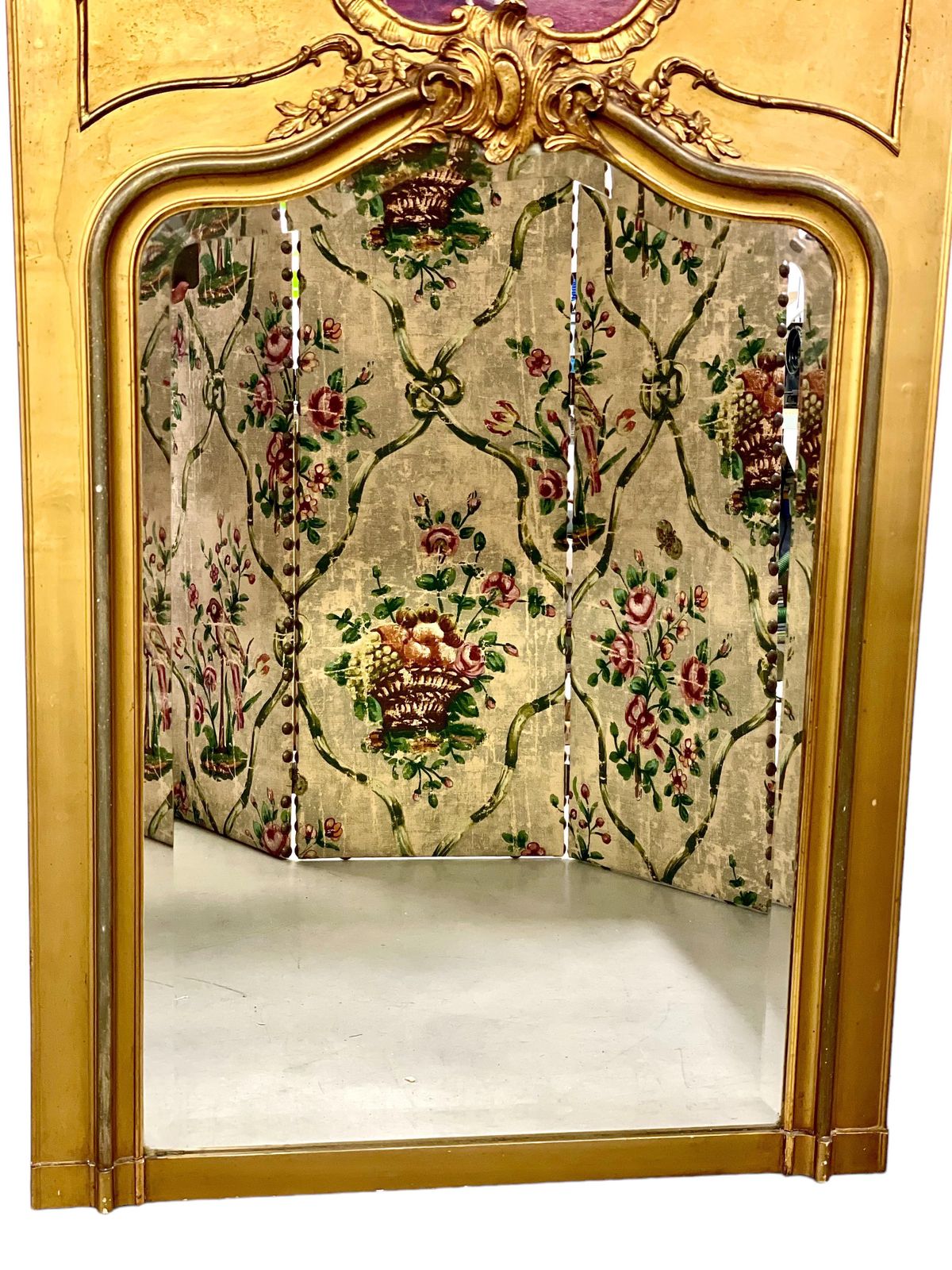 19th Century Louis XV Giltwood Trumeau Mirror photo vinterior
