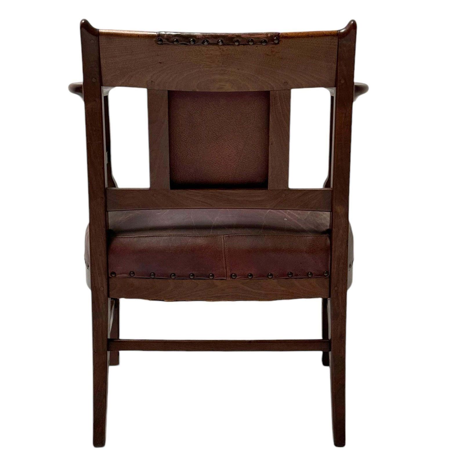 photo furniture Jac. Van Den Bosch Arts & Crafts Club Chair For 'T Binnenhuis Amsterdam, 1900s