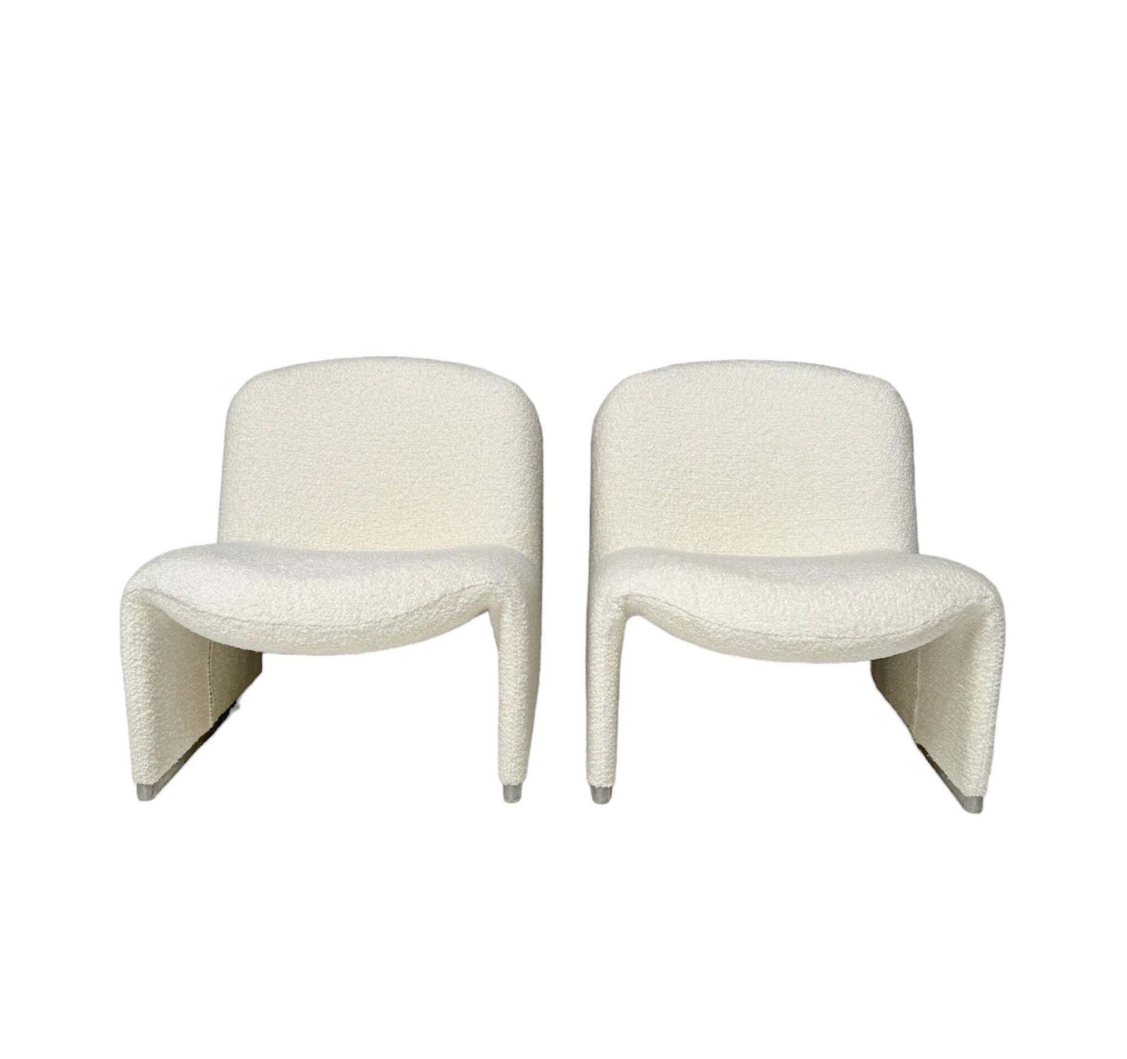 Giancarlo Piretti Two Mid Century Modern Alky Lounge Chairs In Bouclé, 1970s photo furniture