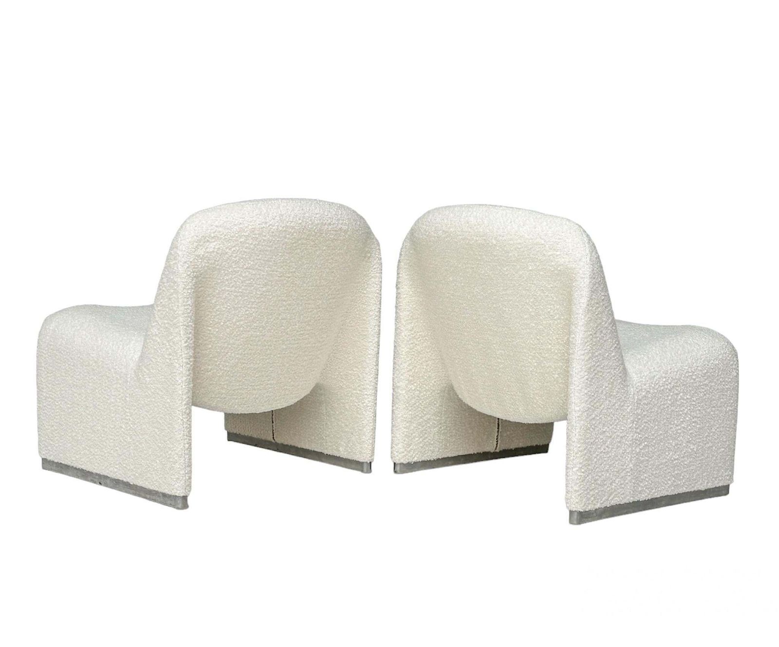 Giancarlo Piretti Two Mid Century Modern Alky Lounge Chairs In Bouclé, 1970s photo vinterior