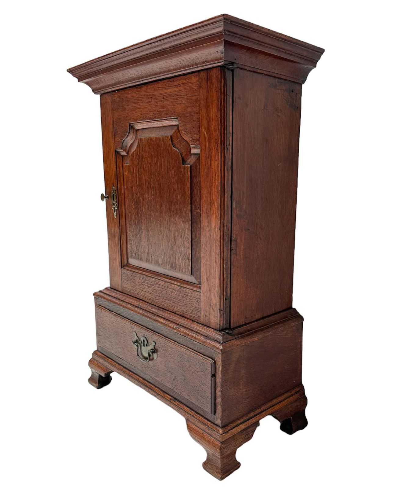 Antique Oak English Miniature Art Cabinet With Fourteen Inner Drawers, 1840s photo Furniture