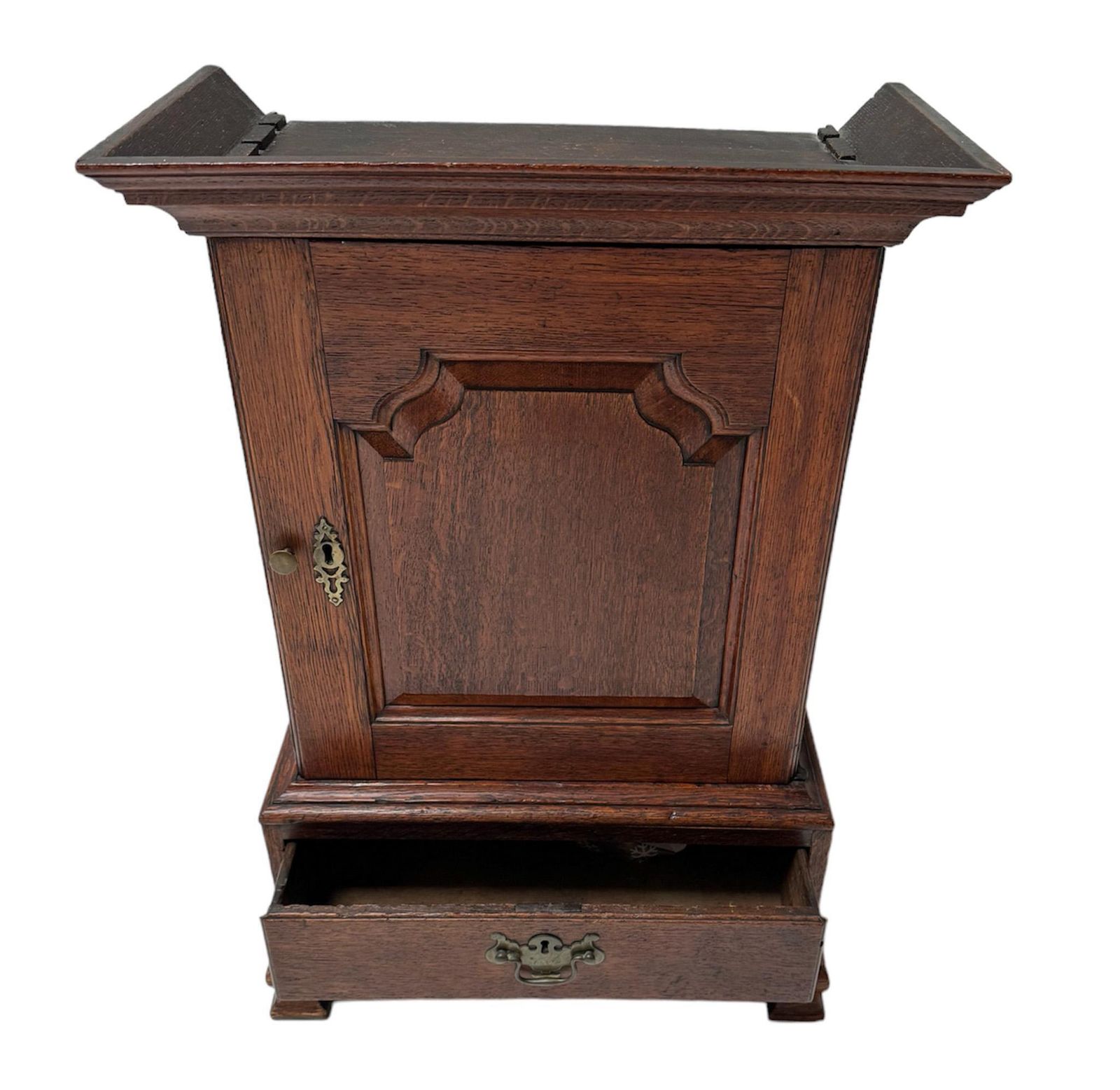 Antique Oak English Miniature Art Cabinet With Fourteen Inner Drawers, 1840s photo 1378.0