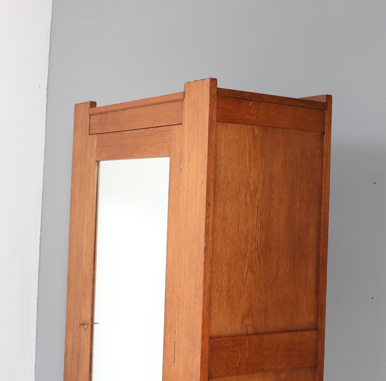 Art Deco Modernist Oak Armoire Or Wardrobe By Hendrik Wouda For Pander, 1924 photo vinterior