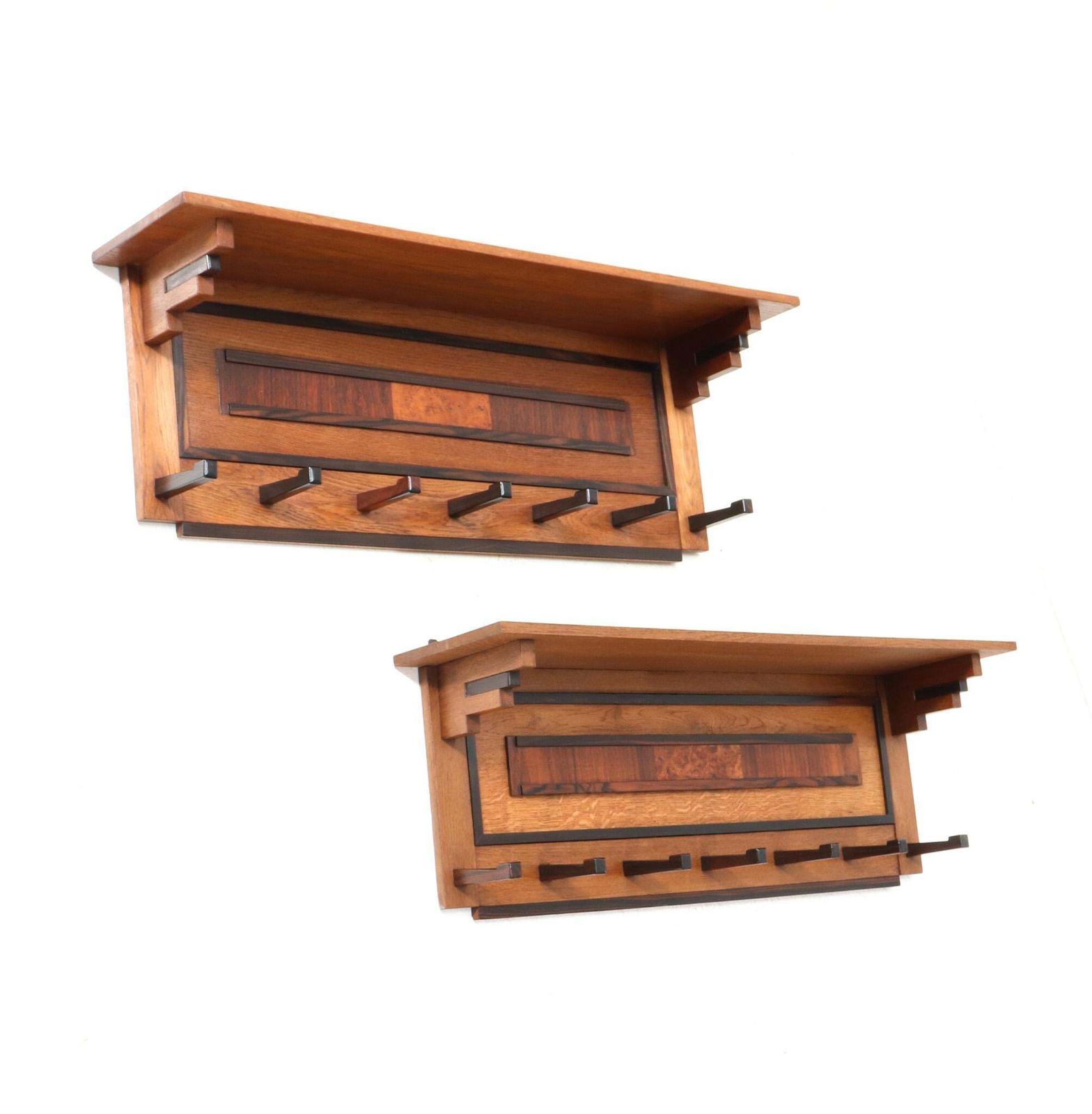Two Oak Art Deco Modernist Coat Racks By P.E.L. Izeren For De Genneper Molen photo 1852.0