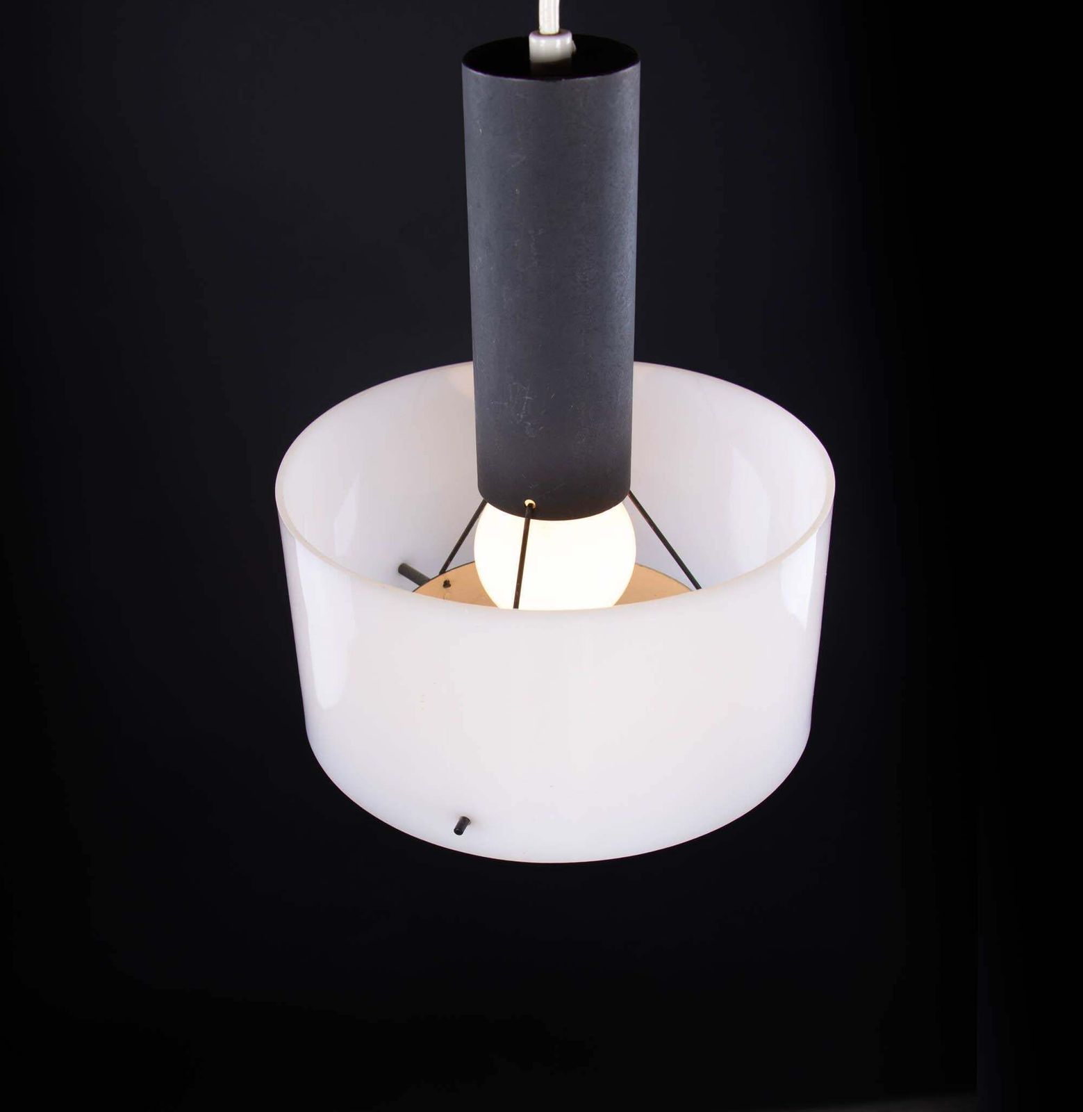1950s, Italy, Gino Sarfatti Attr. Pendant Lamp, Arteluce photo Lighting