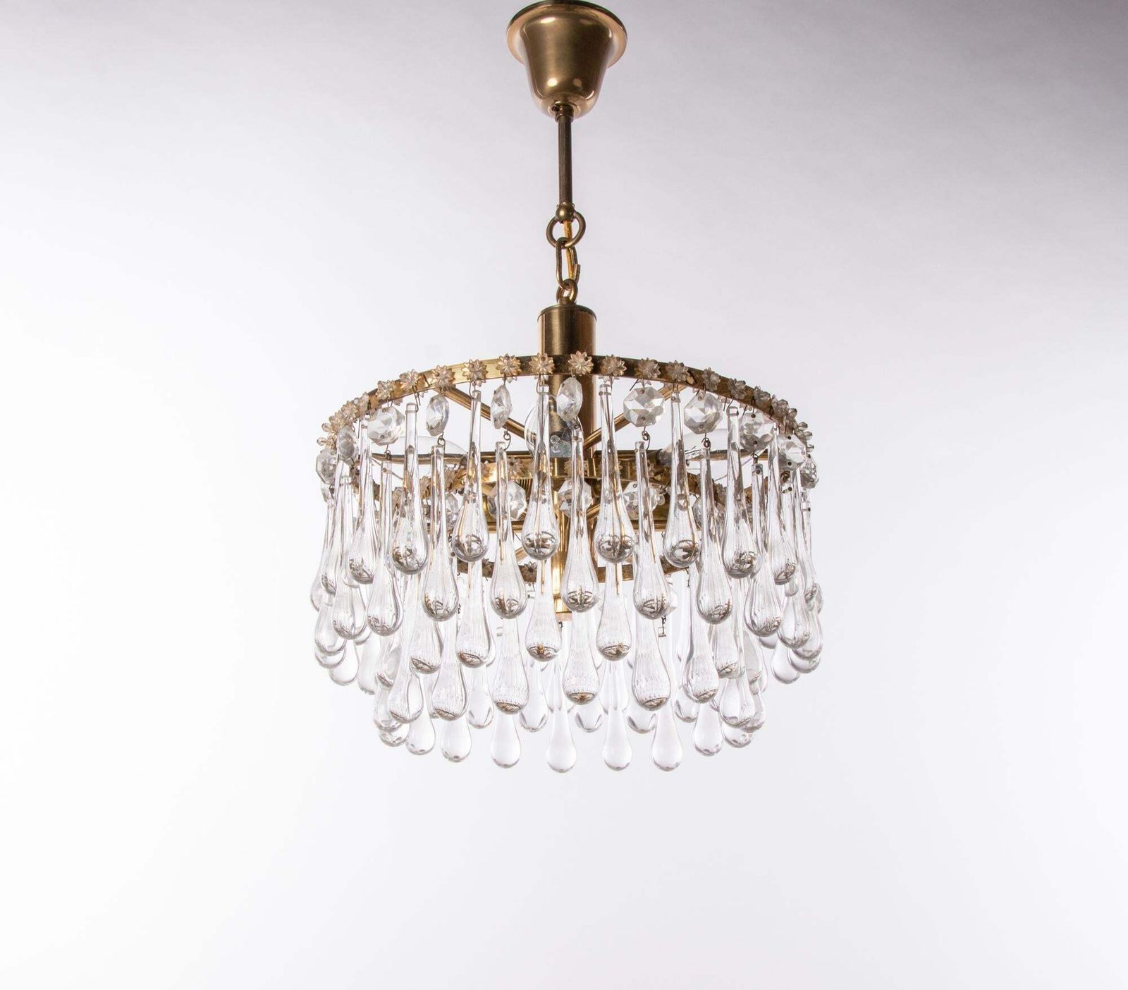 Vintage Teardrop Chandelier Crystal Glass & Brass, 1960s photo 1739.0