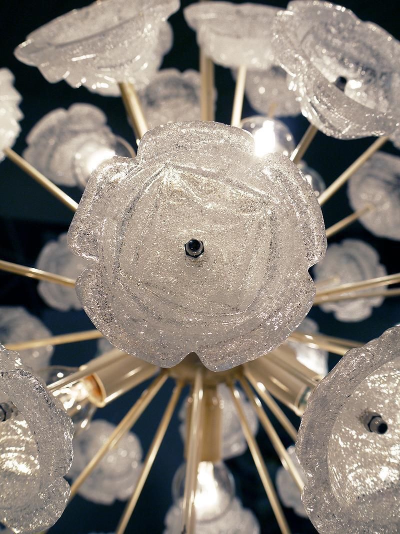 1960s German Sputnik Chandelier White Murano Glass Roses On An Enameled Frame photo for sale