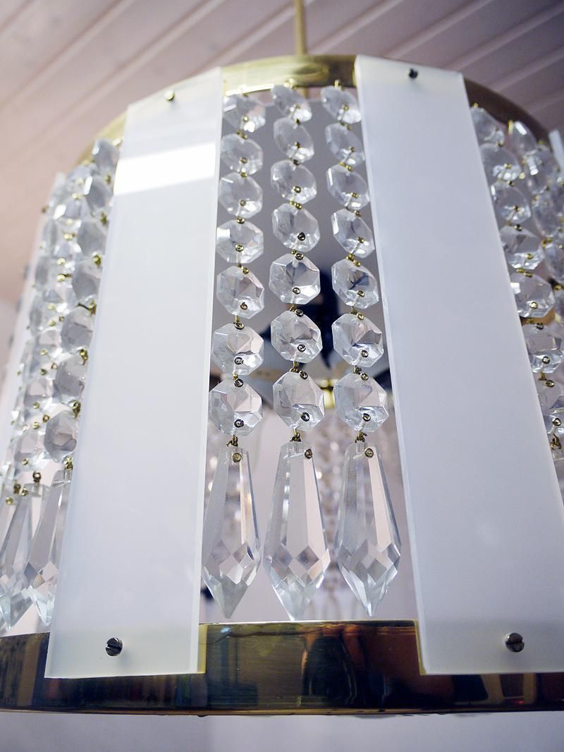 1960s Drum Chandelier Crystal, Brass And White Lucite In The Manner Of Stilnovo photo 2157.0